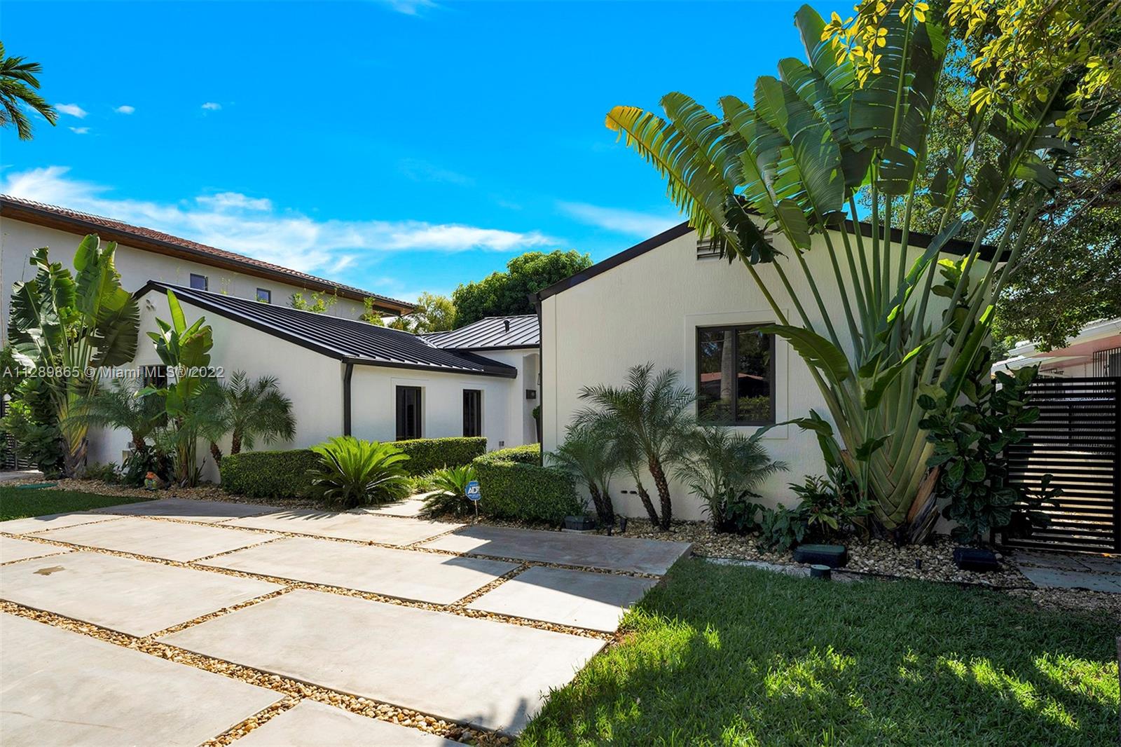 AMD PL BISCAYNE PINES - Residential