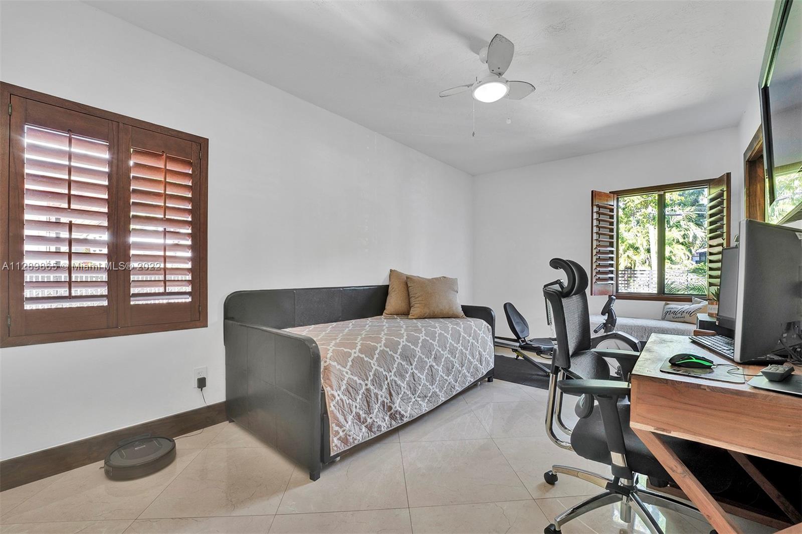 AMD PL BISCAYNE PINES - Residential