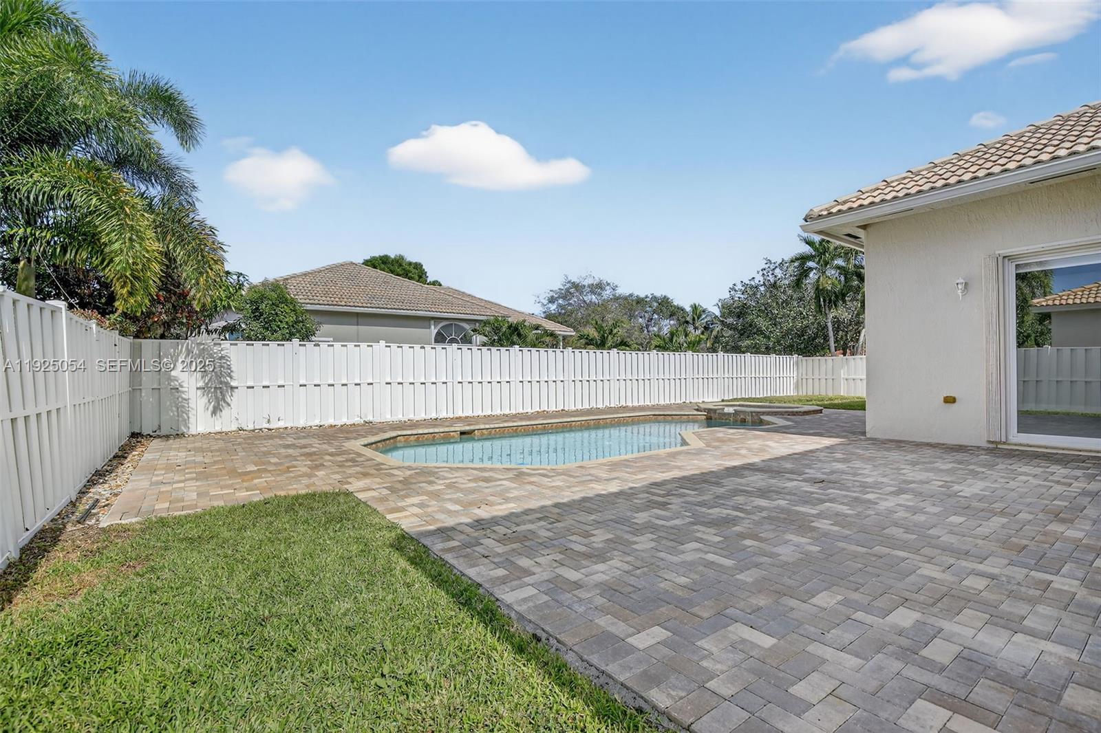 PEMBROKE FALLS-PHASE 4A - Residential