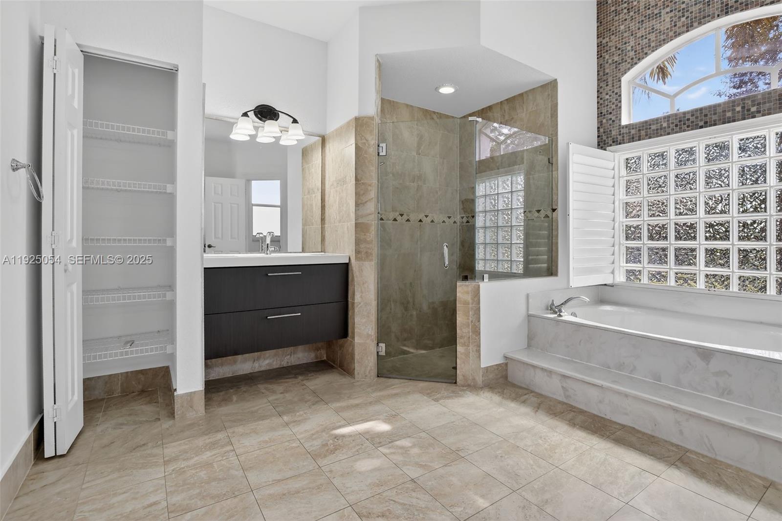 PEMBROKE FALLS-PHASE 4A - Residential