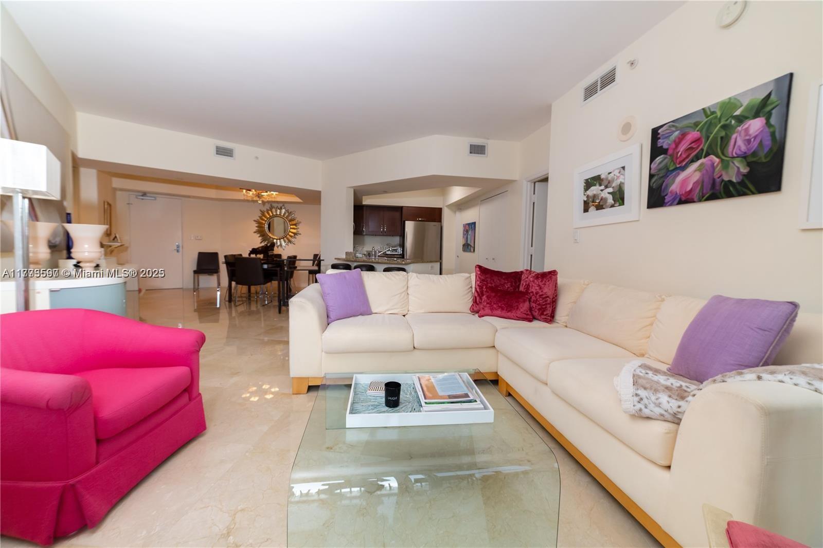 Rental Property at 20000 E Country Club Dr 1107, Aventura, Miami-Dade County, Florida - Bedrooms: 2 
Bathrooms: 2  - $3,000 MO.
