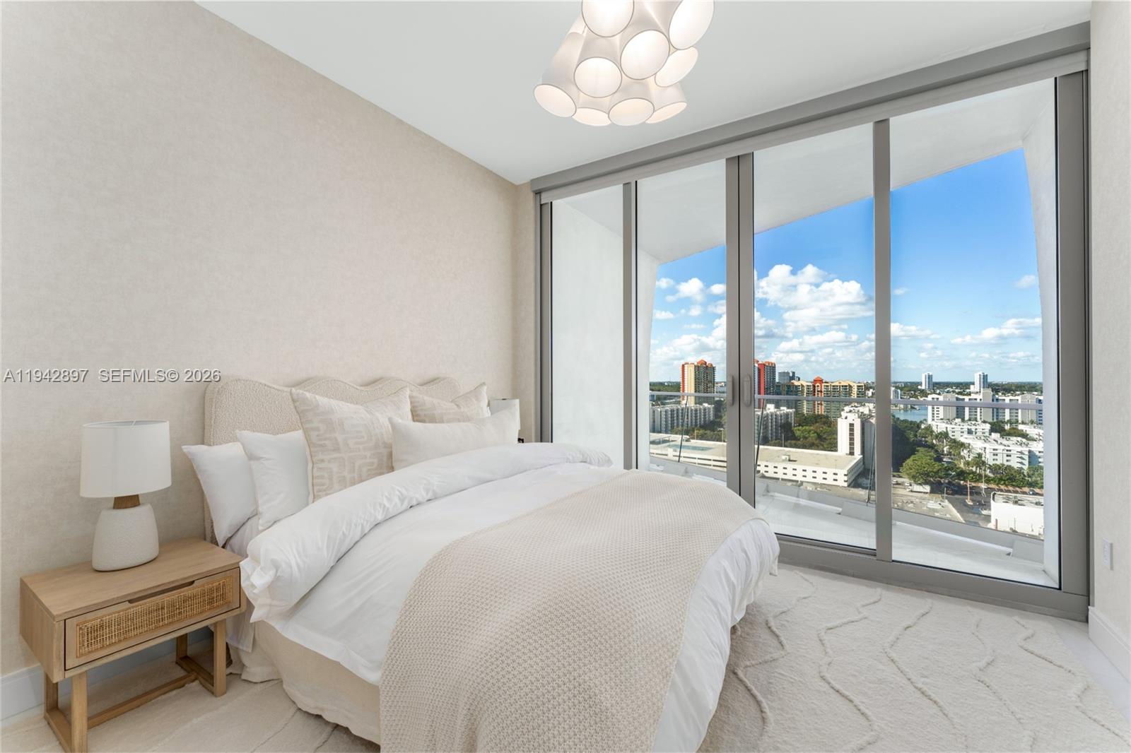 JADE SIGNATURE CONDO - Residential