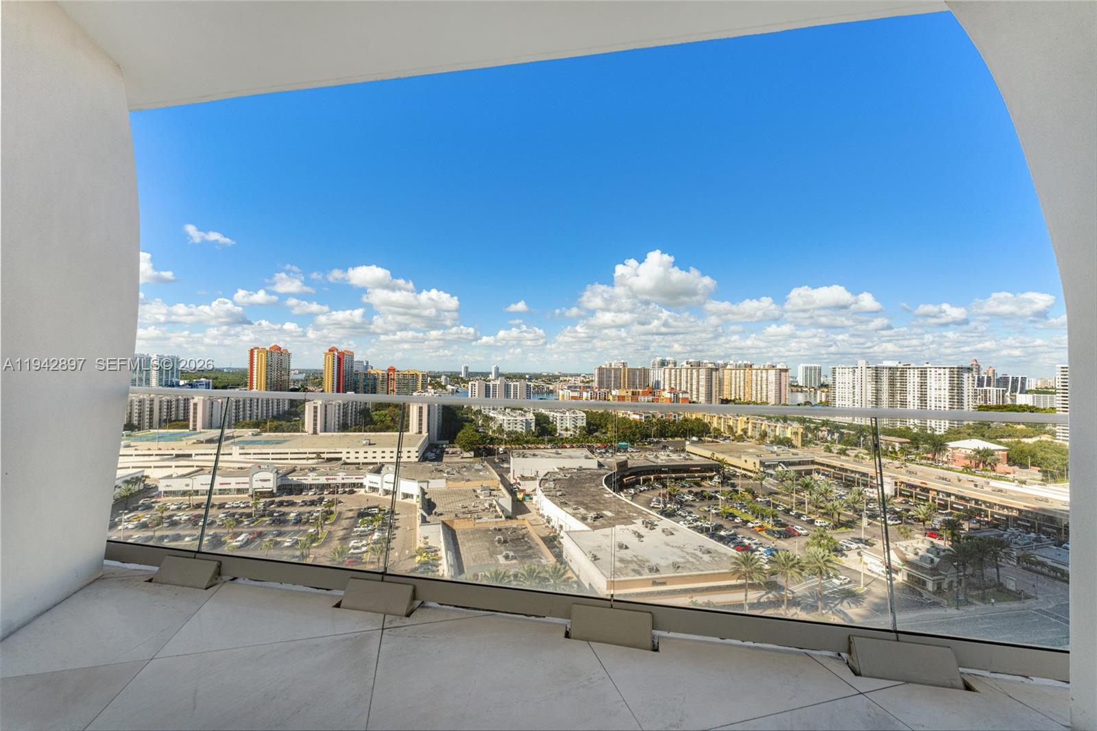 JADE SIGNATURE CONDO - Residential