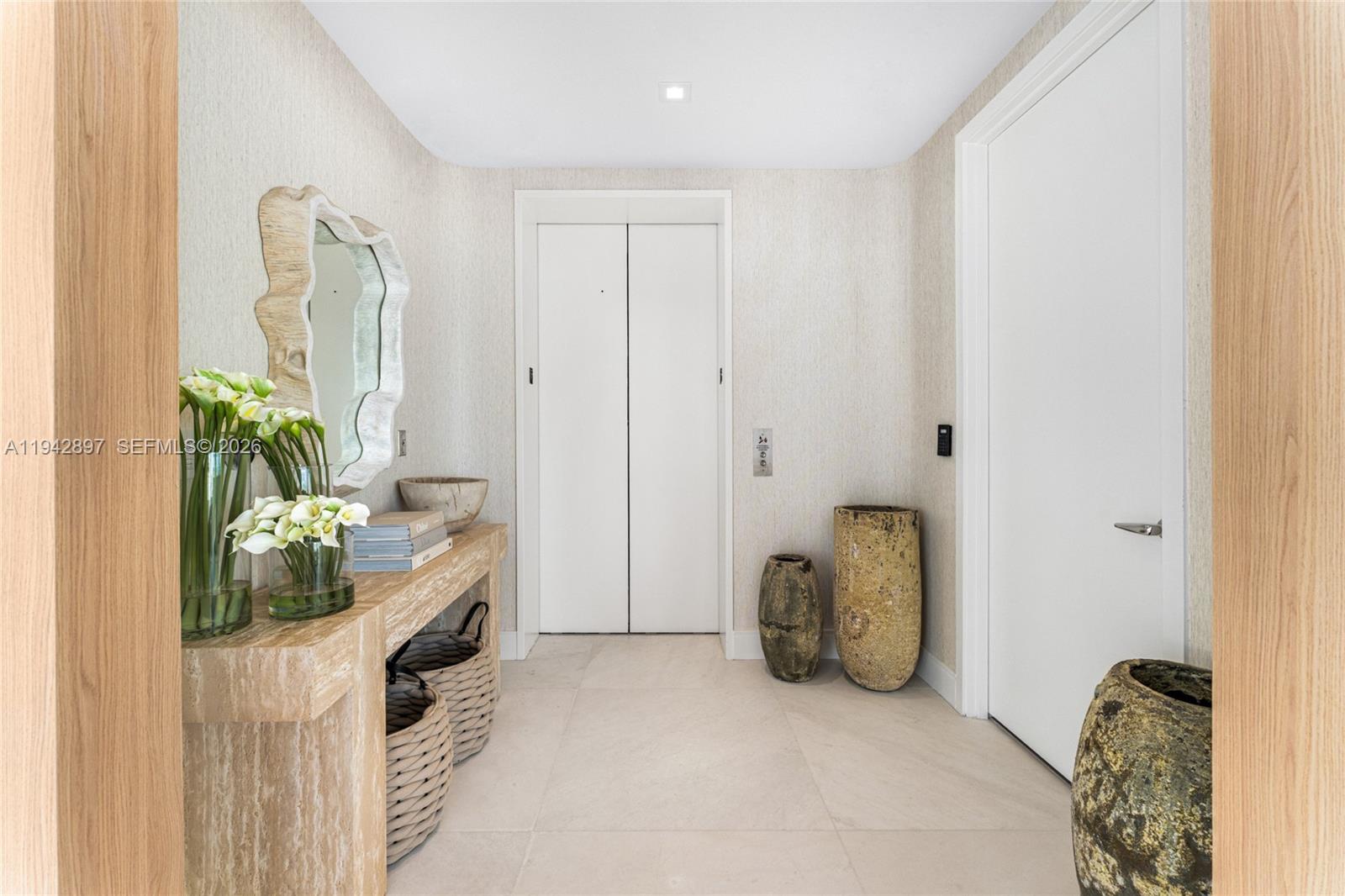 JADE SIGNATURE CONDO - Residential