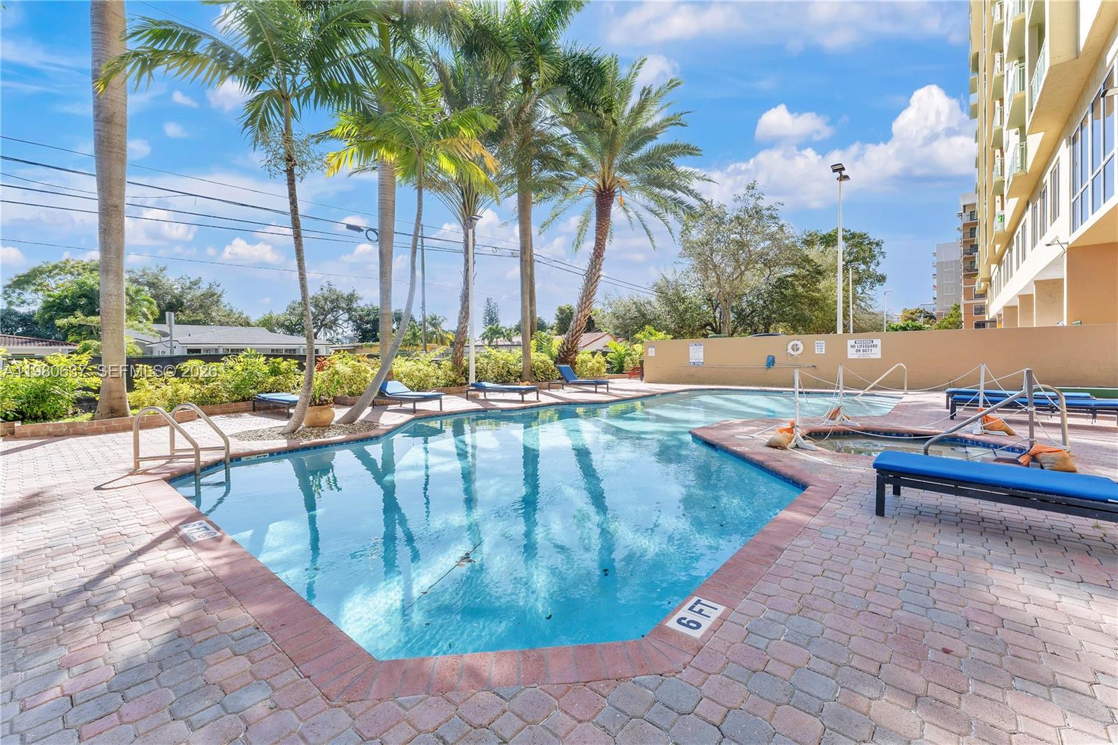 CORAL PLAZA OF MIAMI COND - Residential