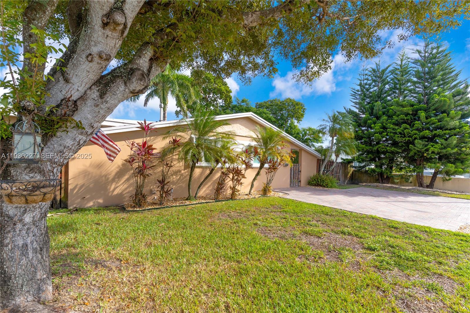 WESTWOOD ESTS SEC 1 2ND A - Residential