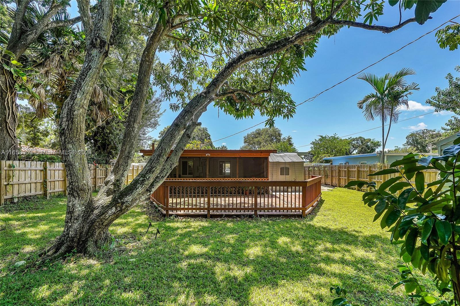 OAK GROVE - Residential