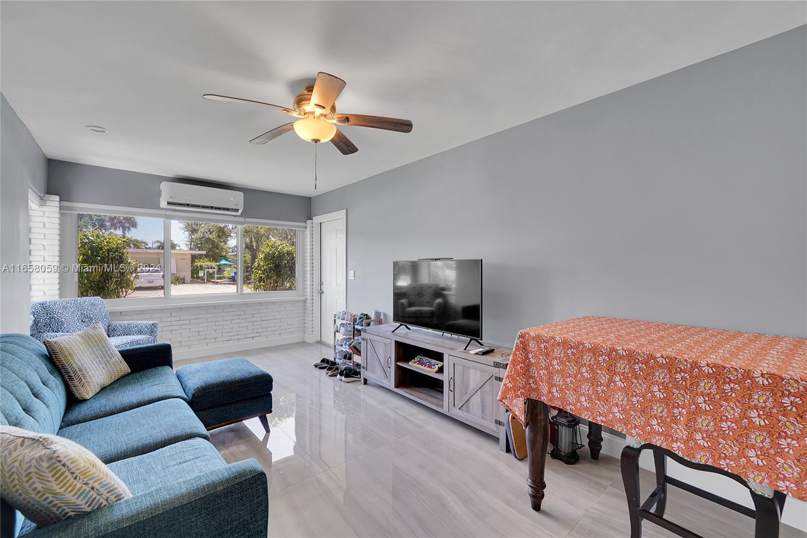 OAK GROVE - Residential
