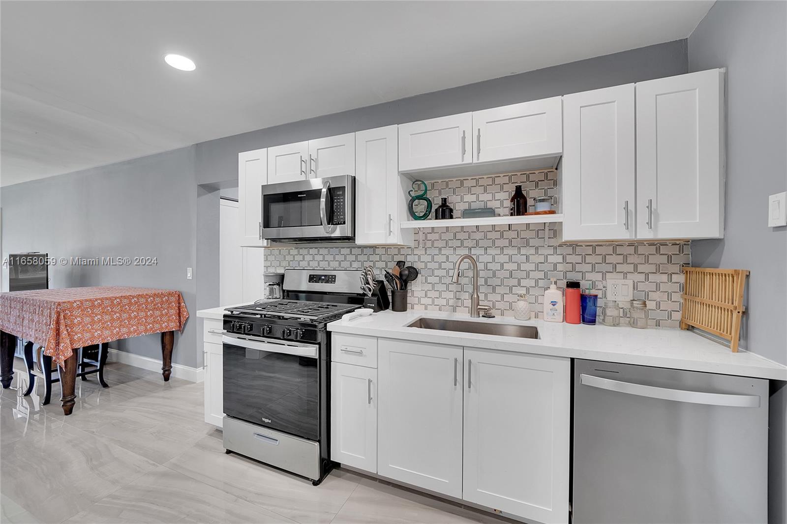 OAK GROVE - Residential