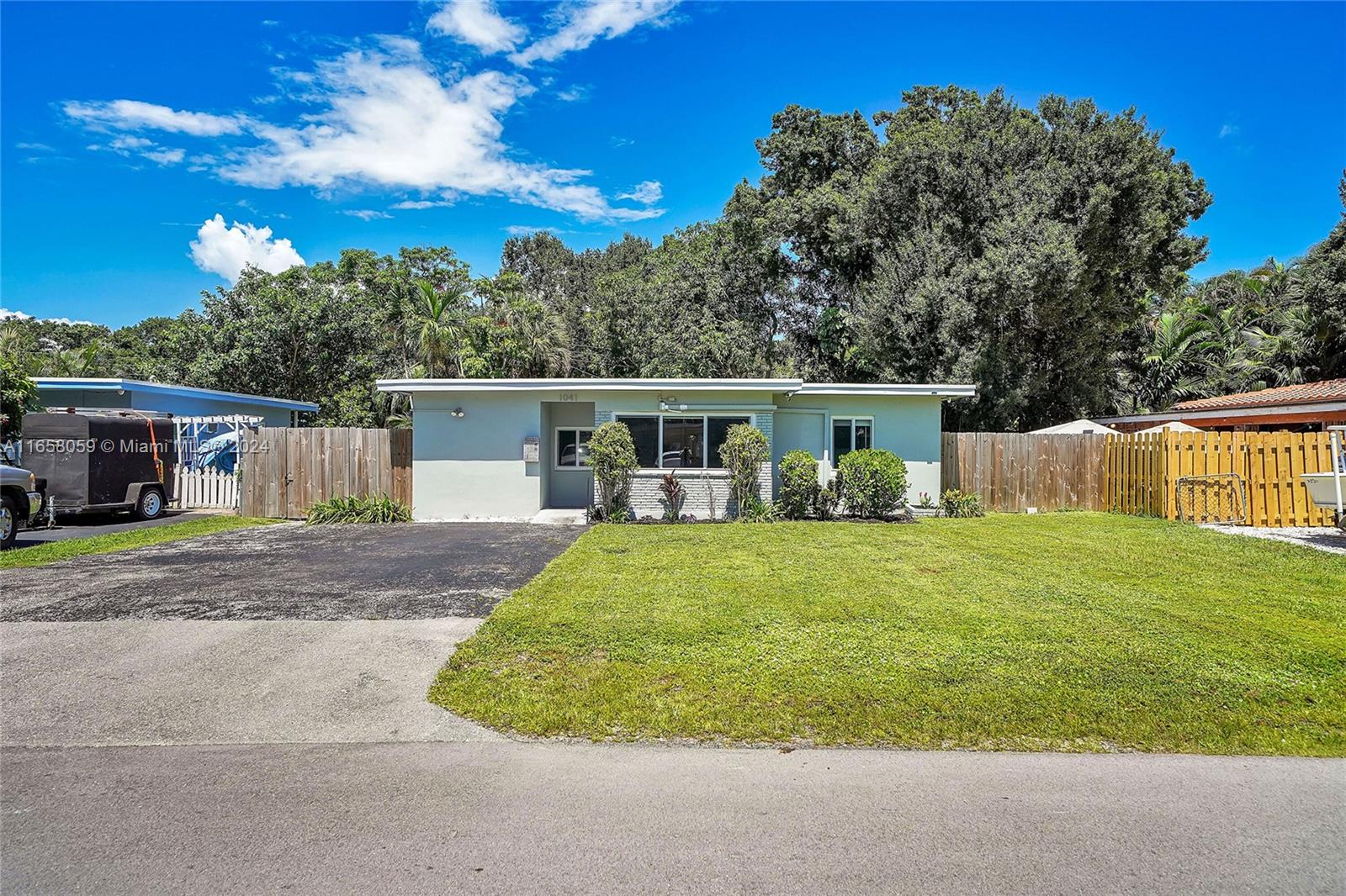 OAK GROVE - Residential