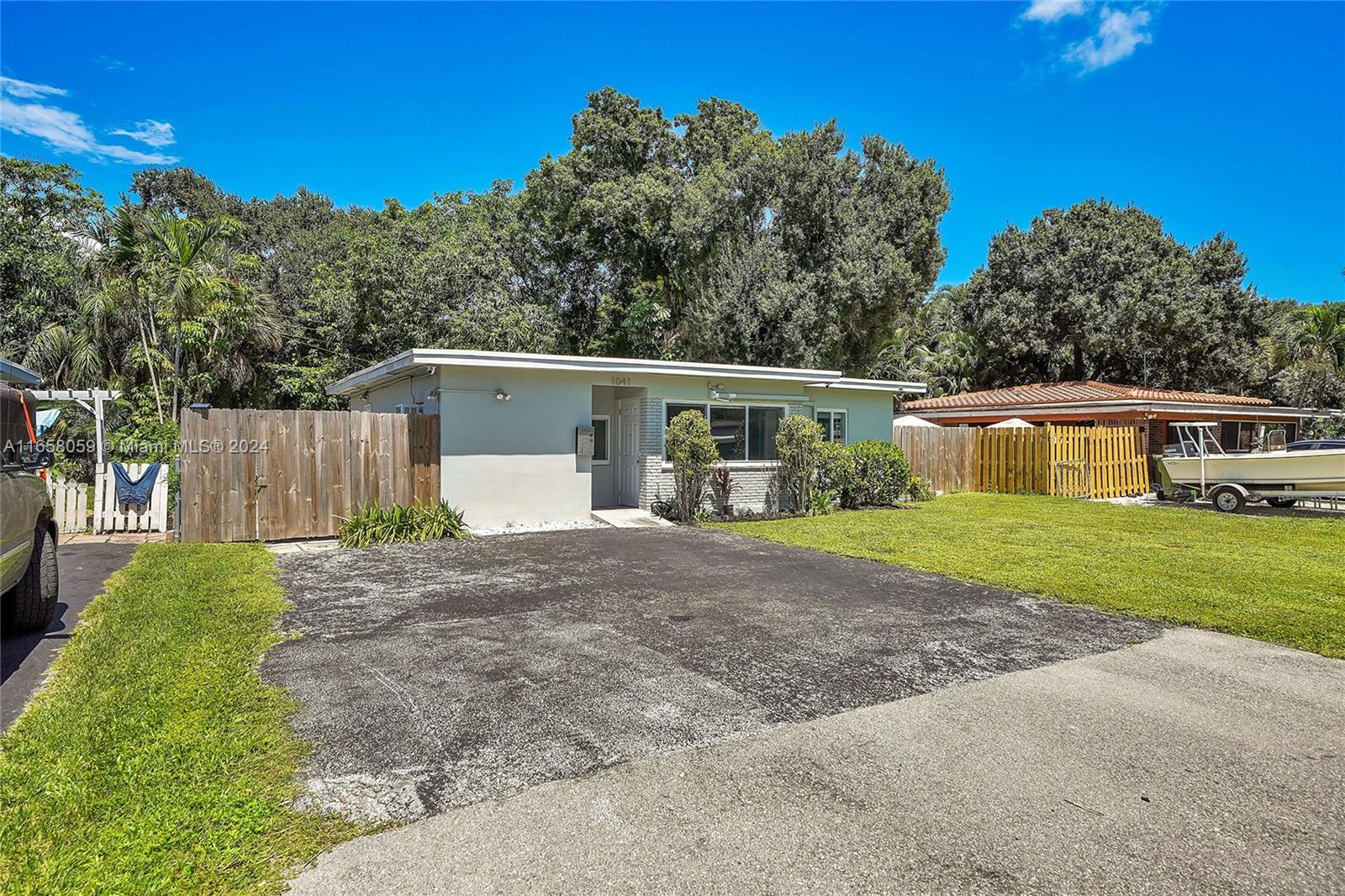 OAK GROVE - Residential