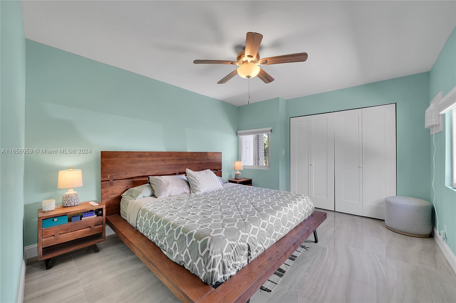 OAK GROVE - Residential