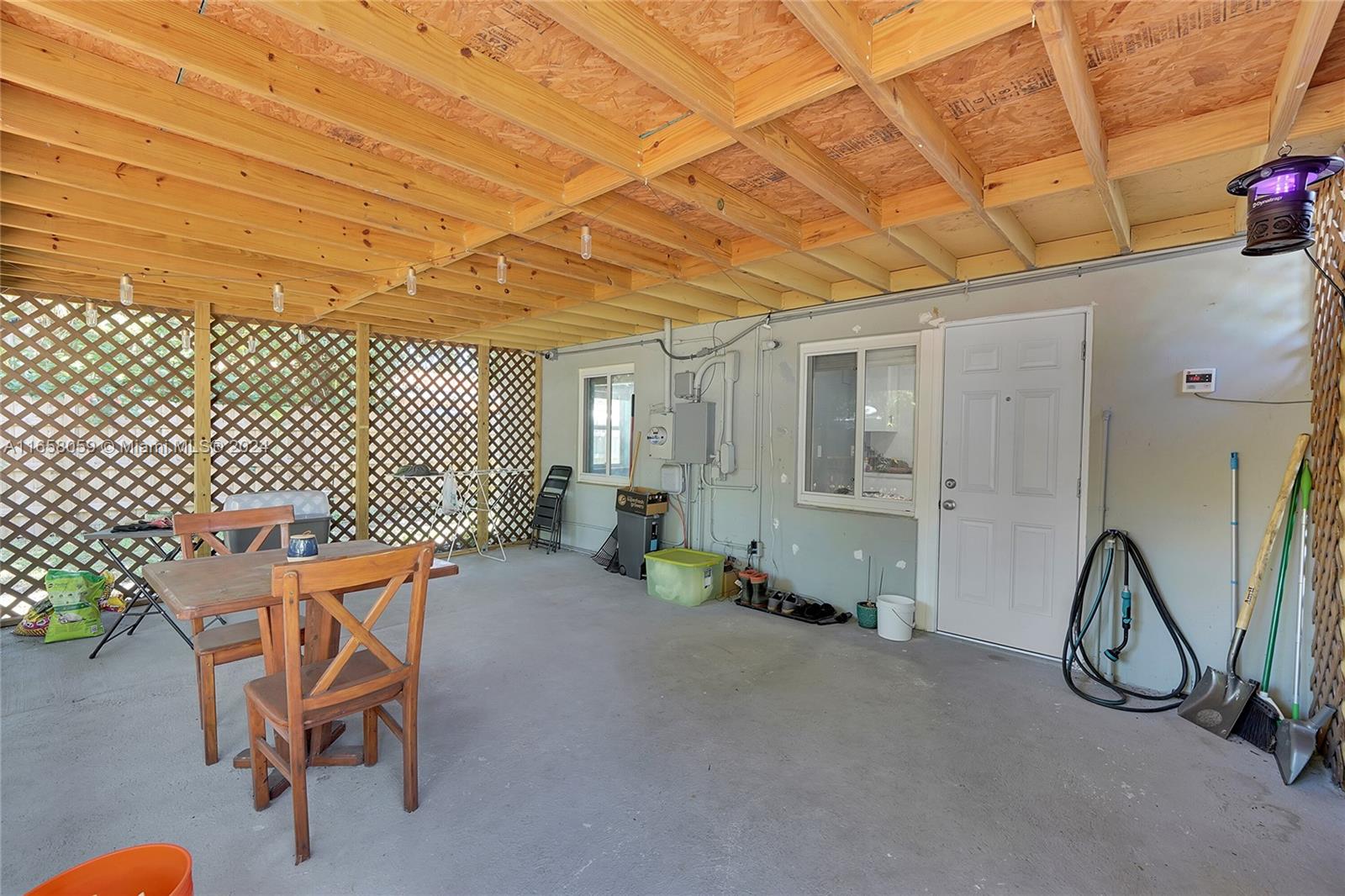 OAK GROVE - Residential