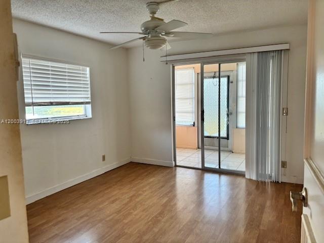 KINGS POINT SAXONY CONDOS - Residential