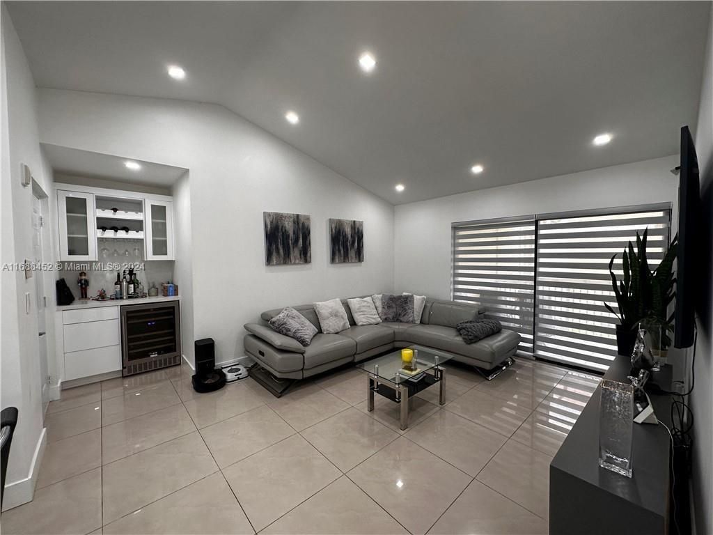 Photo of 5621 Riverside Dr #206A1, Coral Springs, FL 33067 (MLS # A11688452)