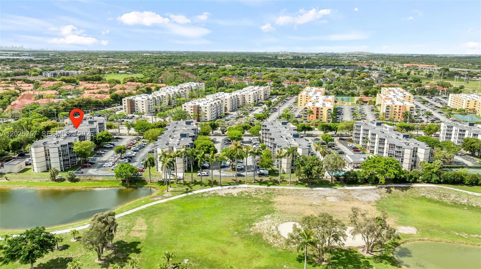 LAS BRISAS@ COUNTRY CLUB - Residential