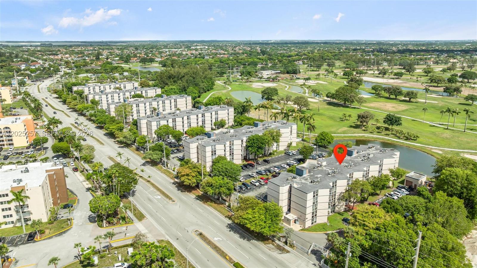 LAS BRISAS@ COUNTRY CLUB - Residential