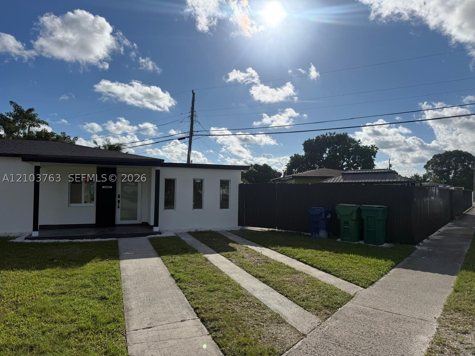 14800 Buchanan St