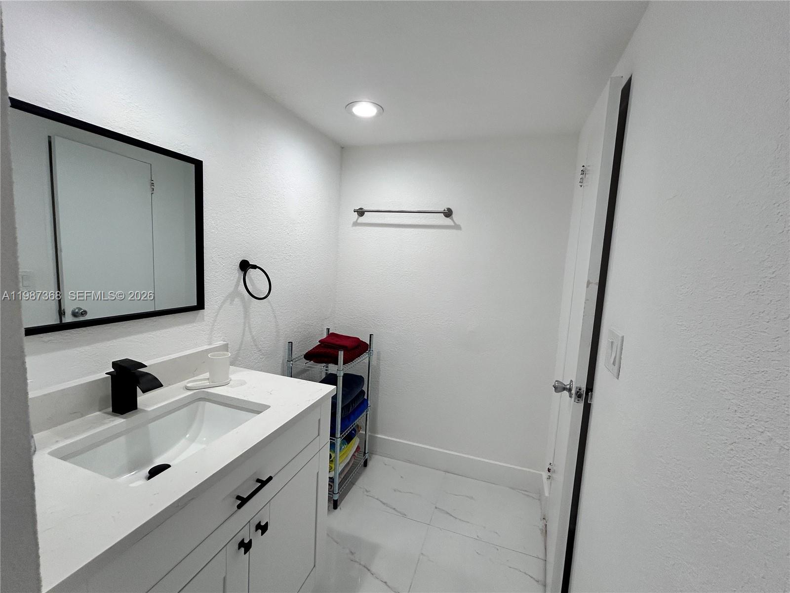 SIAN OCEAN RESIDENCES CON - Residential