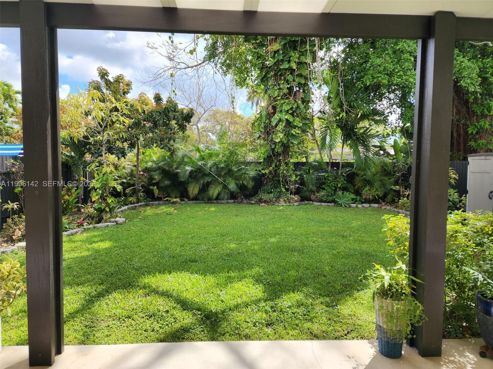 BRADBURYS SUB - Residential Lease