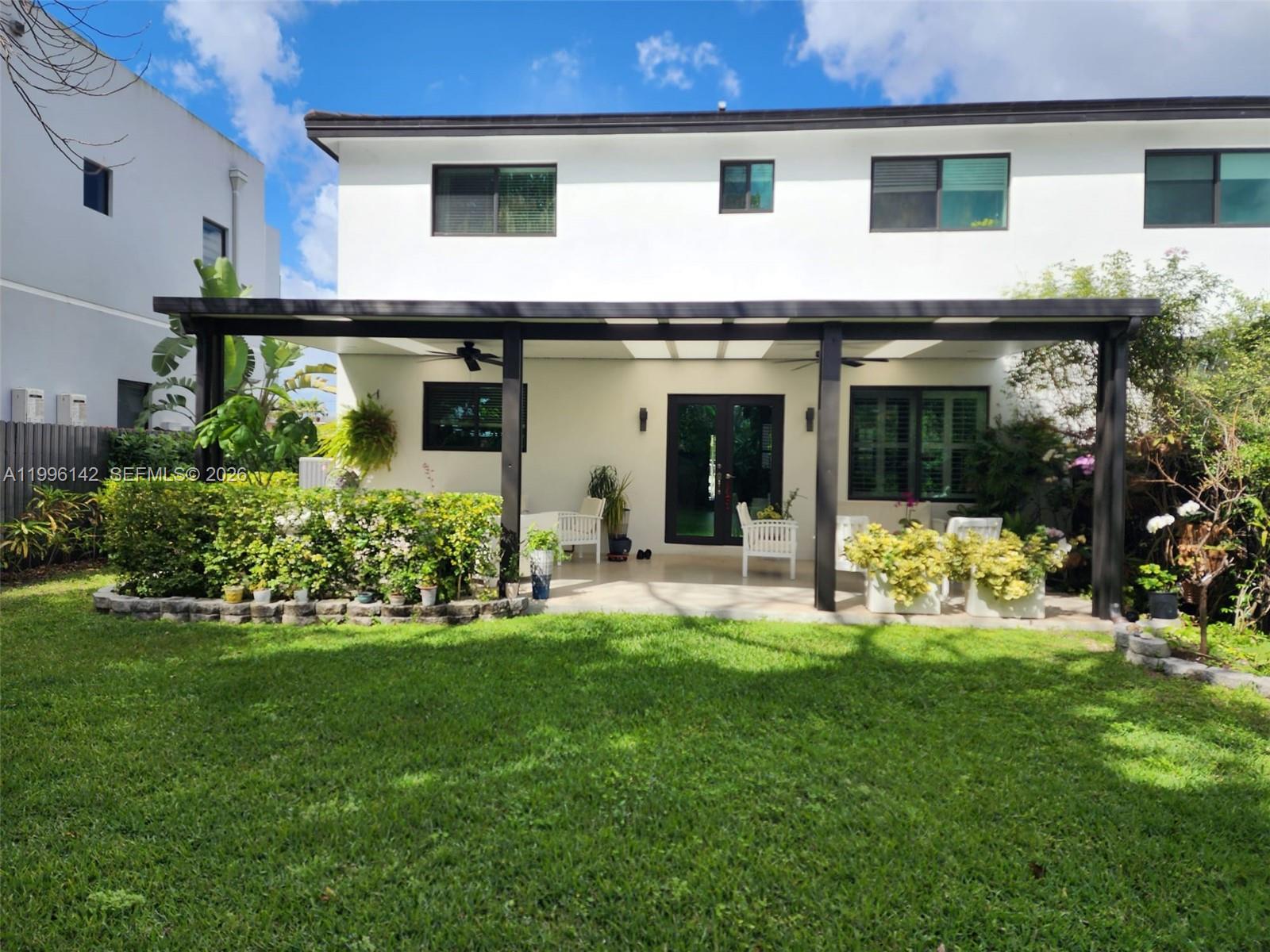 BRADBURYS SUB - Residential Lease