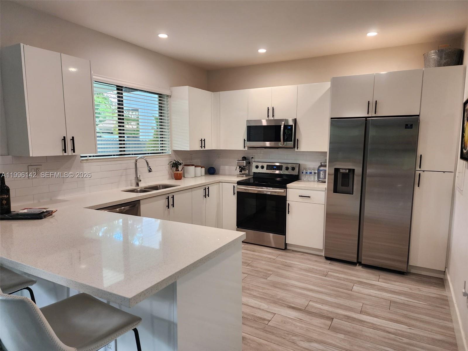 BRADBURYS SUB - Residential Lease