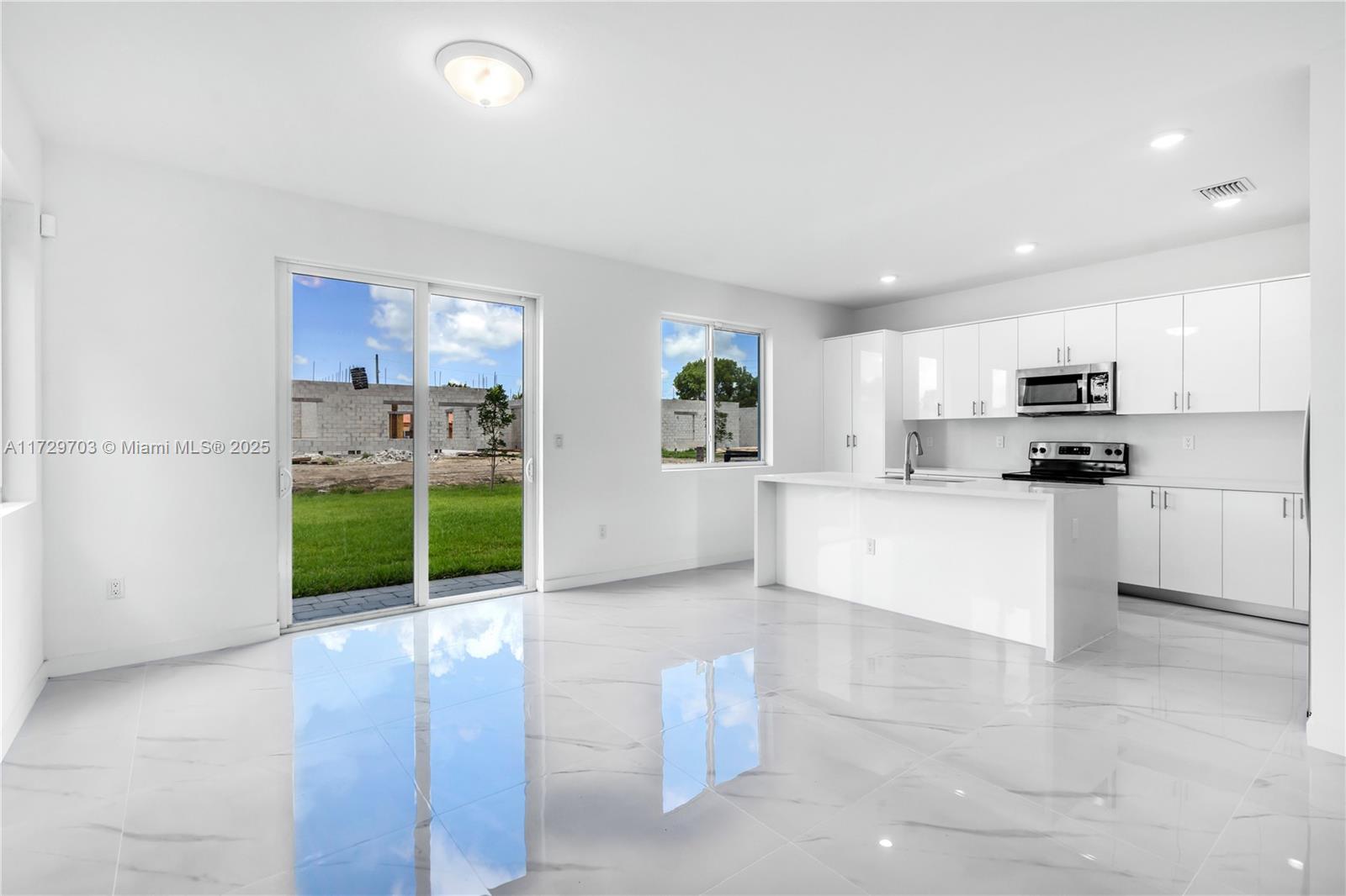 CHLOES ESTATES - Residential