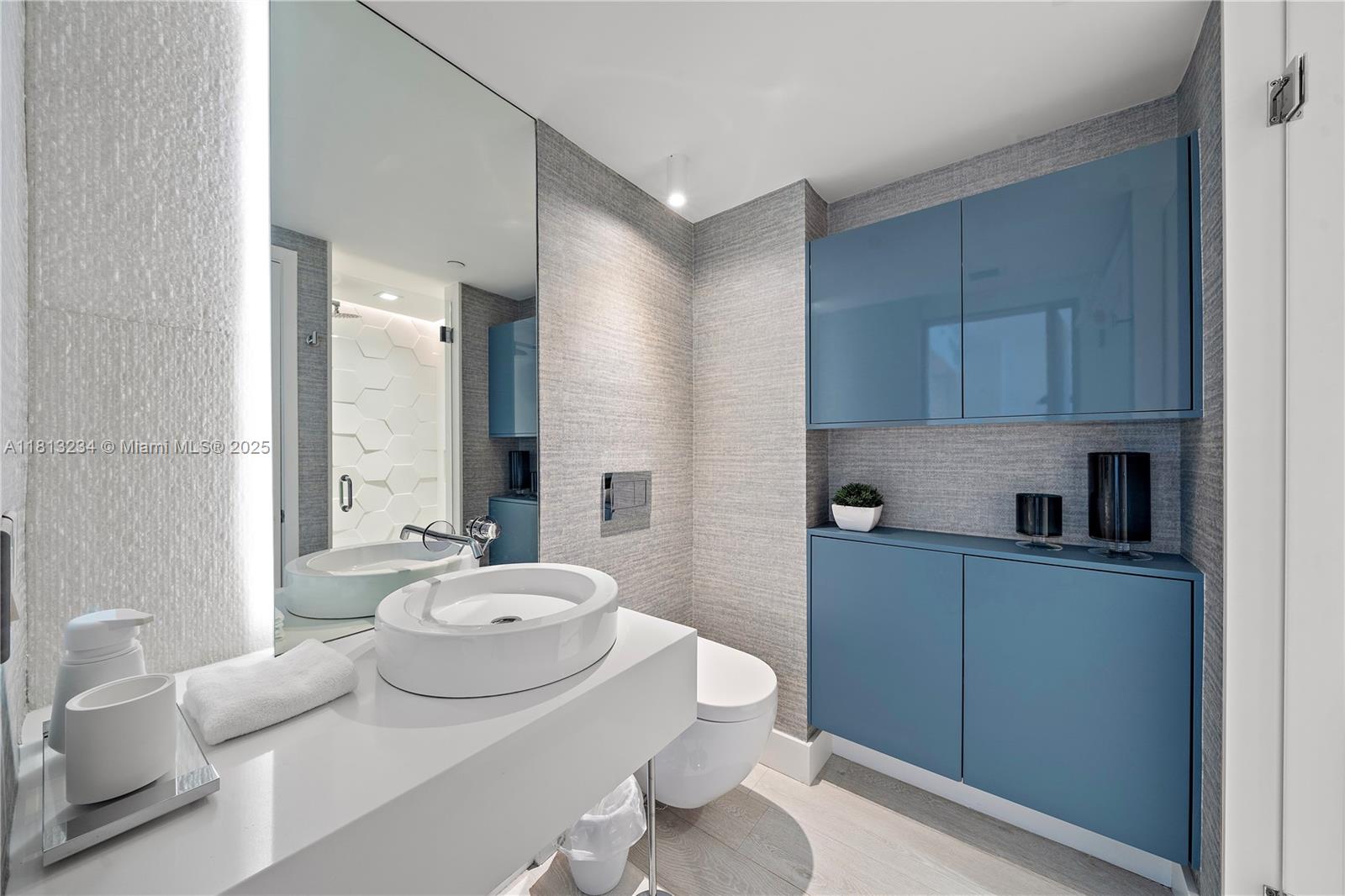 1500 OCEAN DRIVE CONDO - Residential