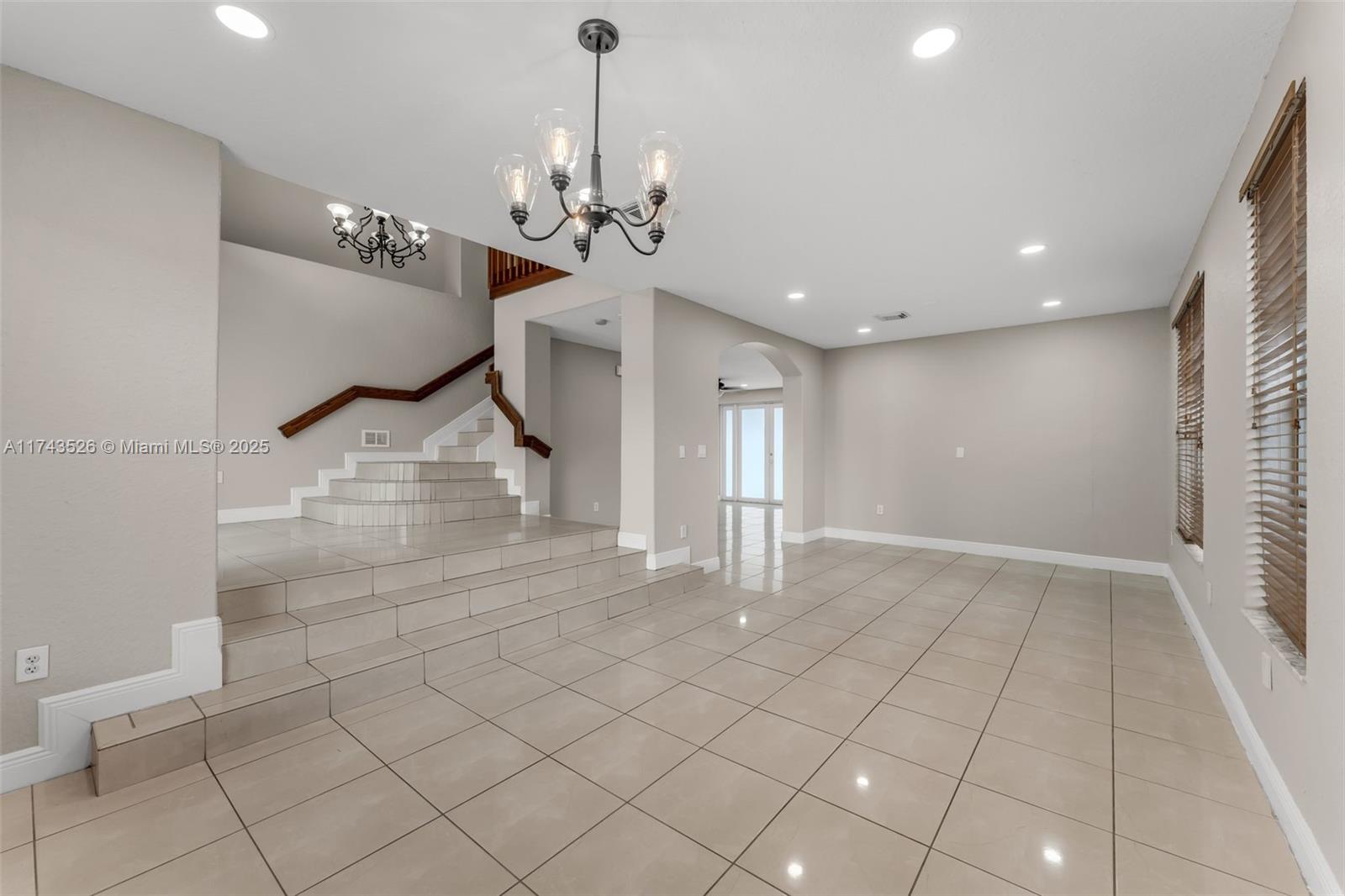 CAMINO REAL ESTATES 1ST A - Residential