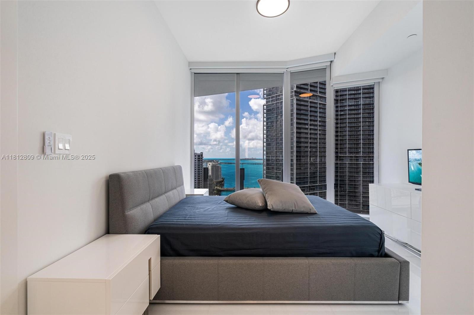 ASTON MARTIN RESIDENCES - Residential Lease
