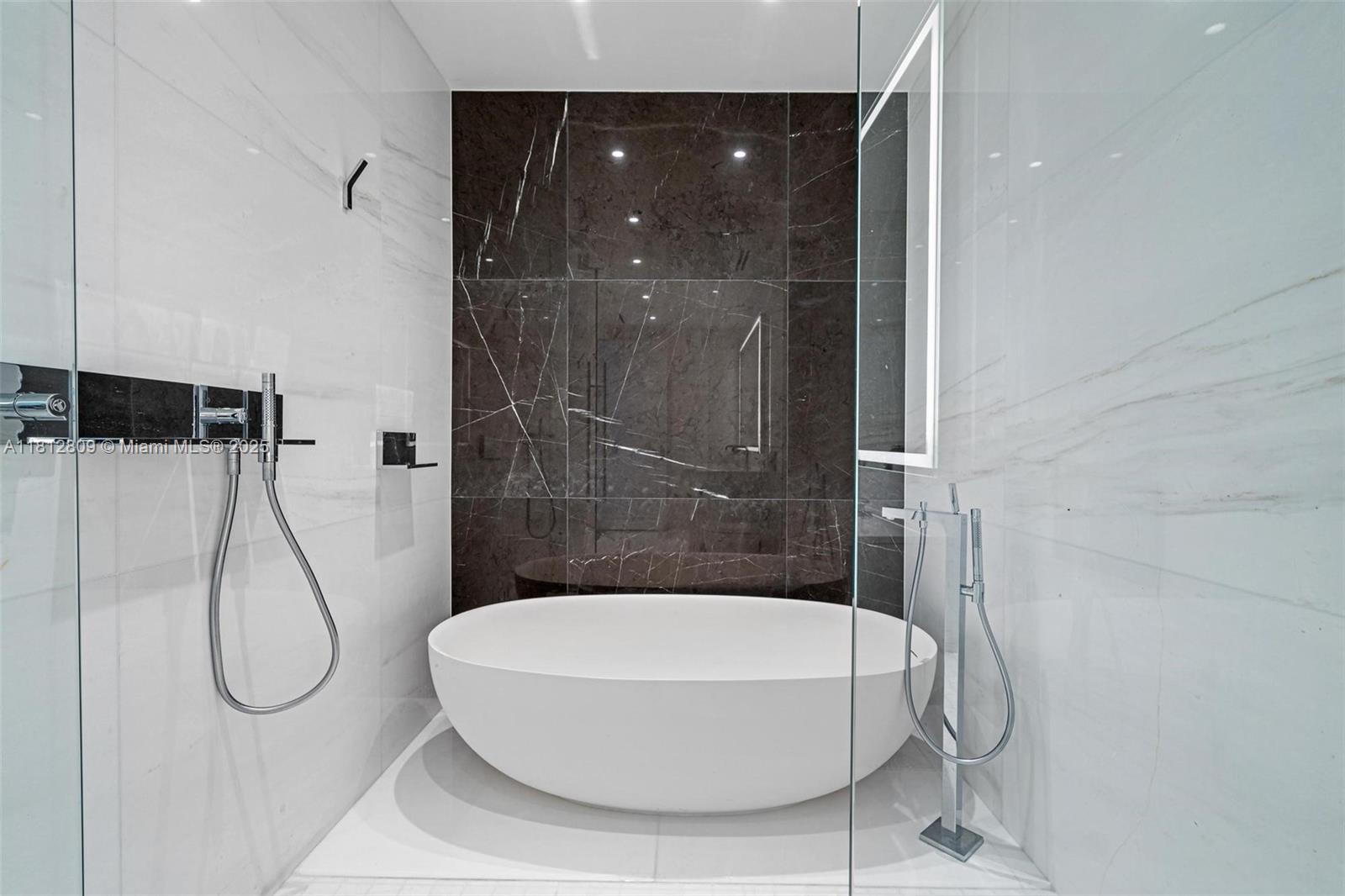 ASTON MARTIN RESIDENCES - Residential Lease