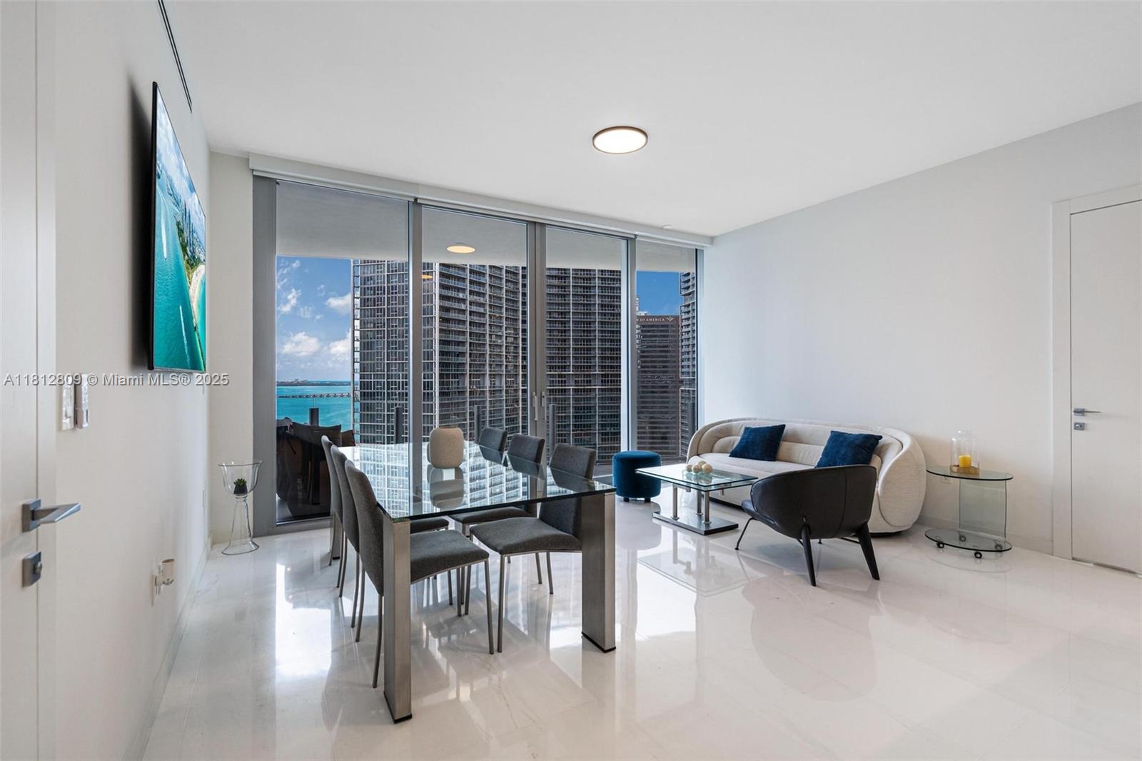ASTON MARTIN RESIDENCES - Residential Lease