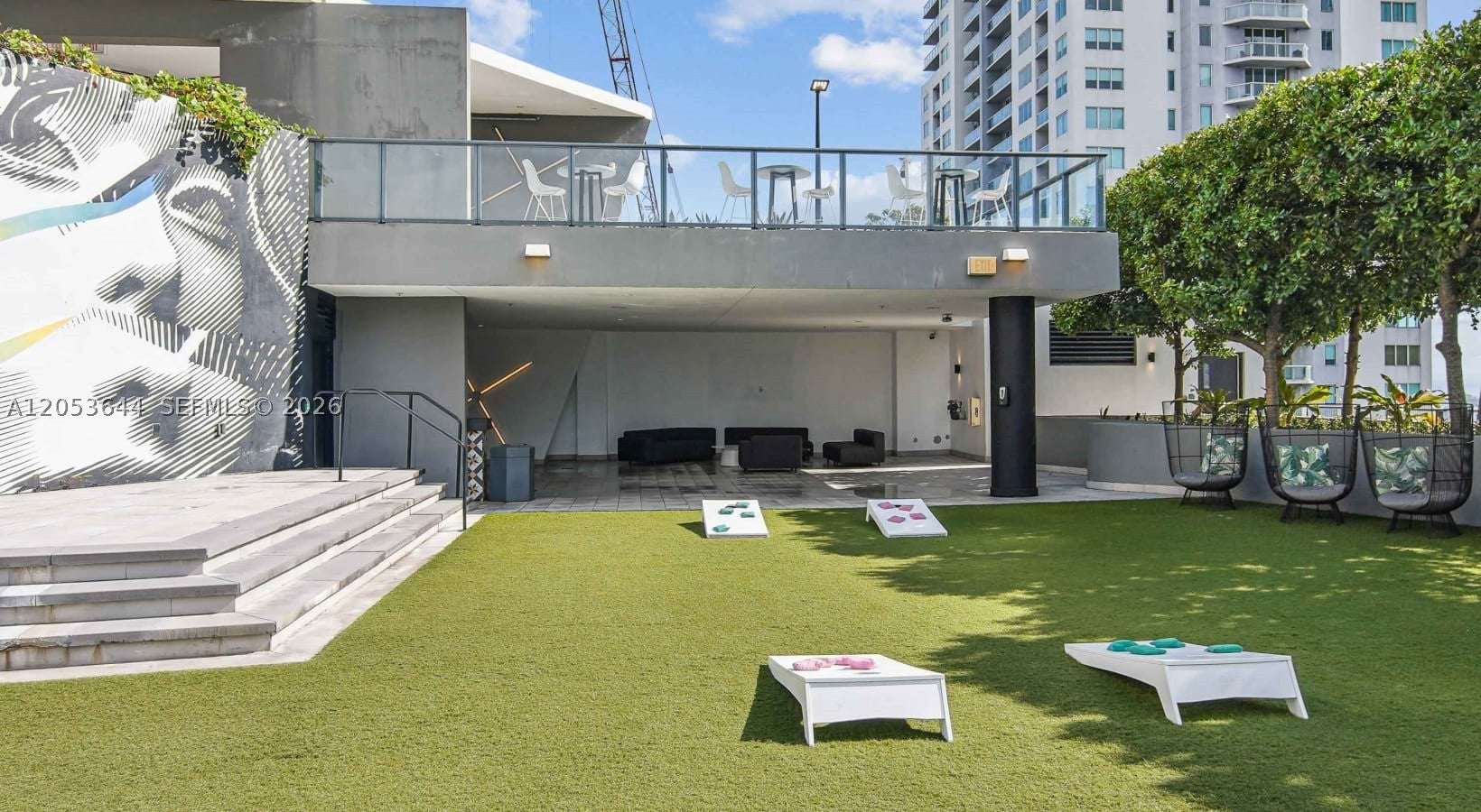 230 NE 4th Street C1