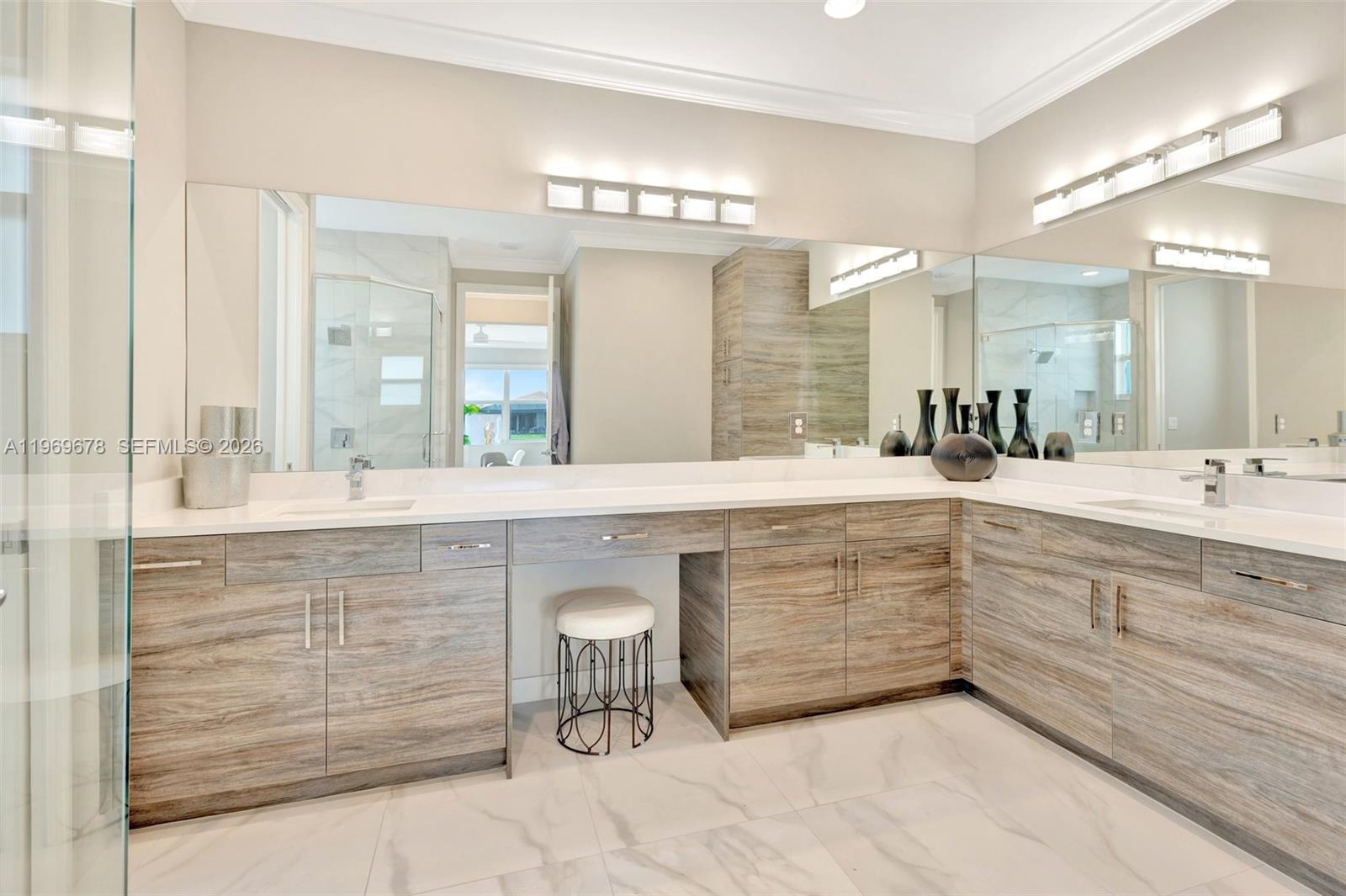 Valencia Grove - Residential