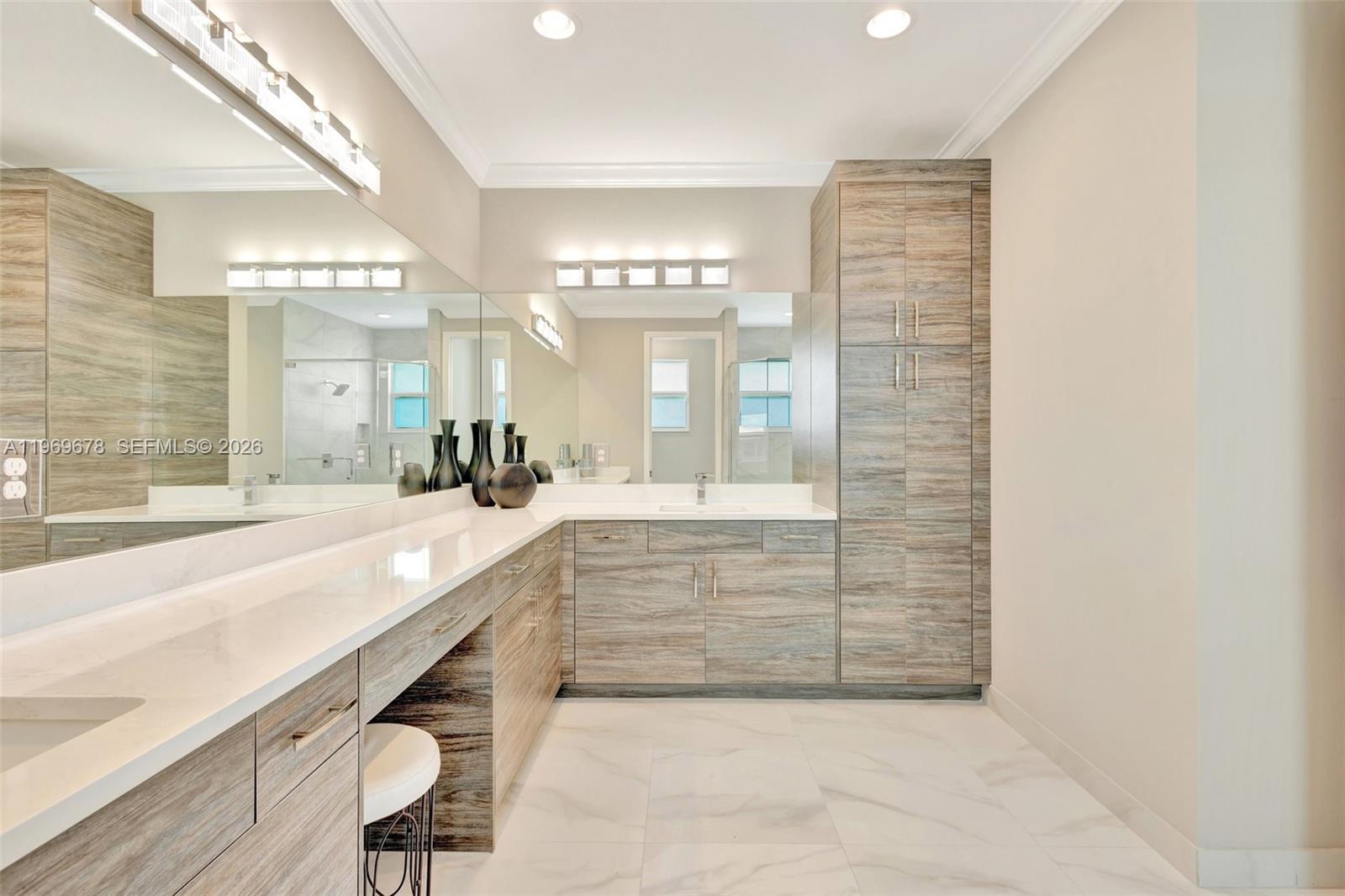 Valencia Grove - Residential