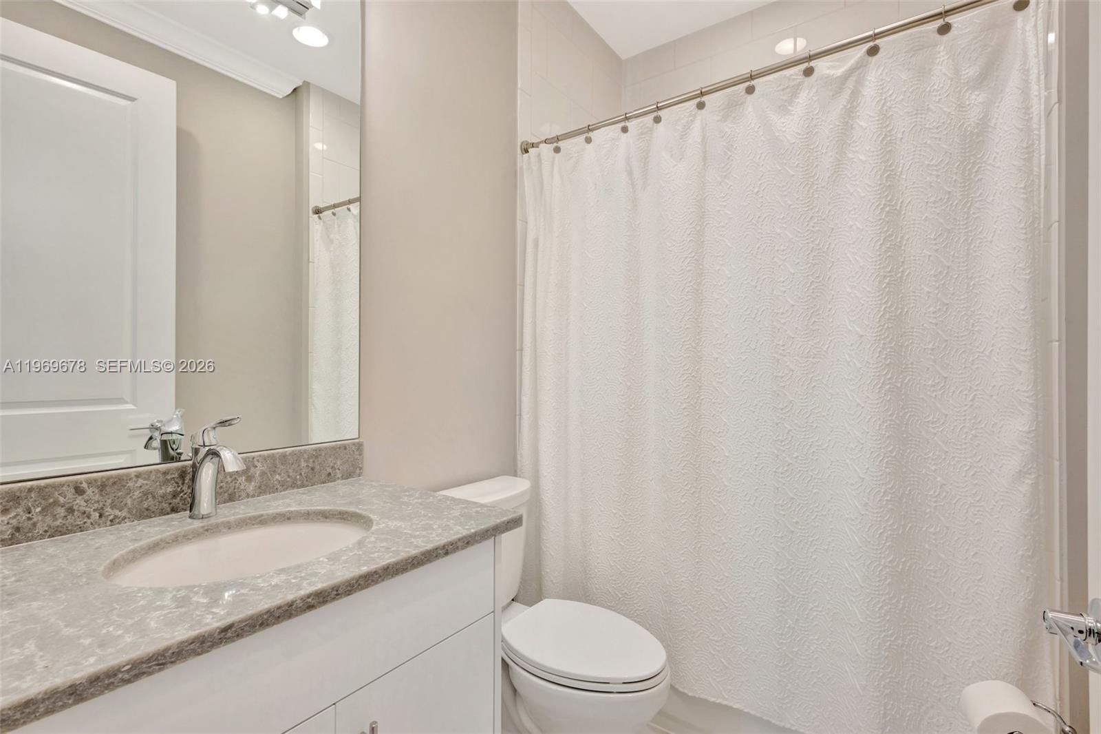 Valencia Grove - Residential