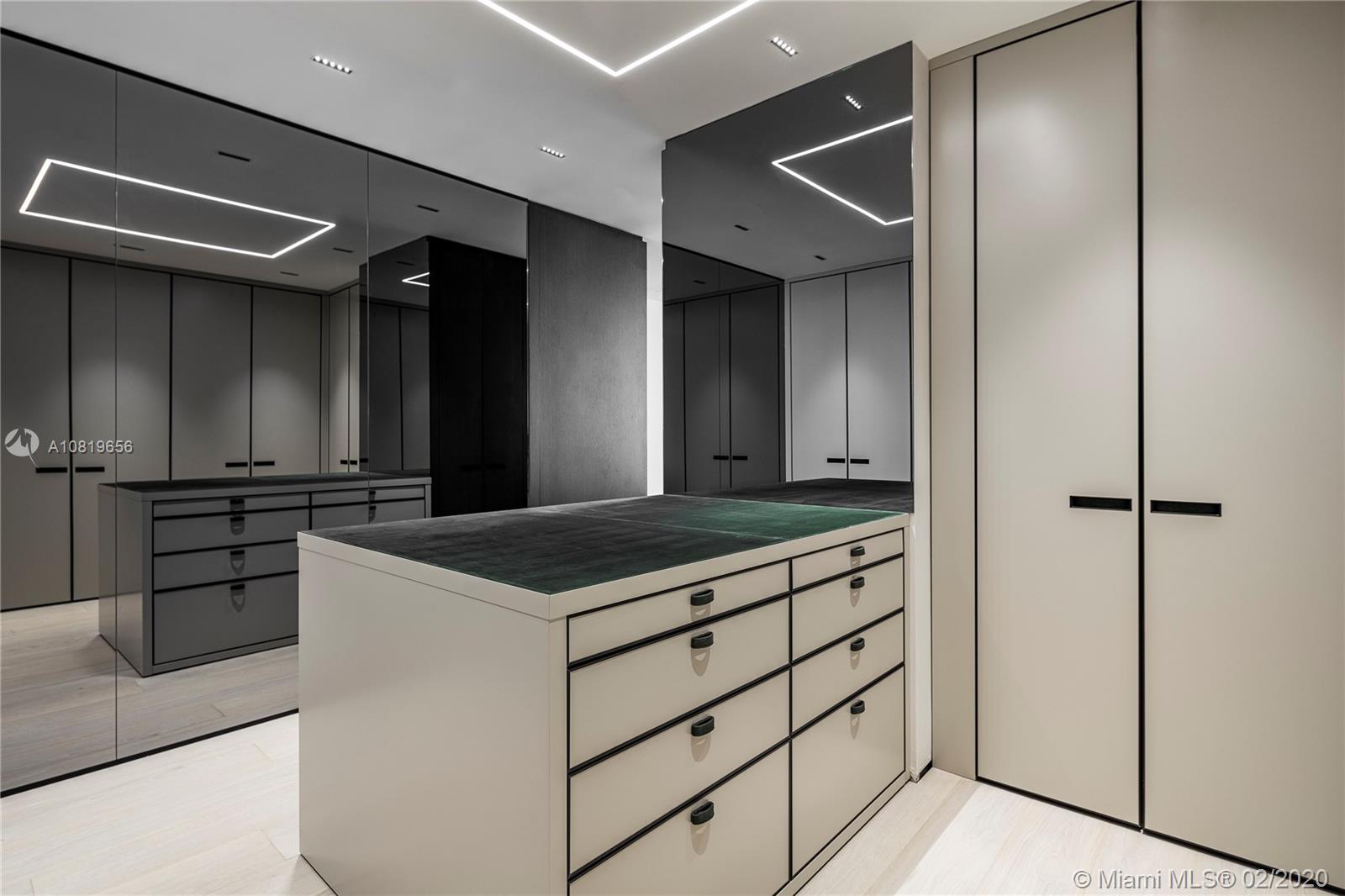 BAL HARBOUR NORTH SOUTH C - Residential