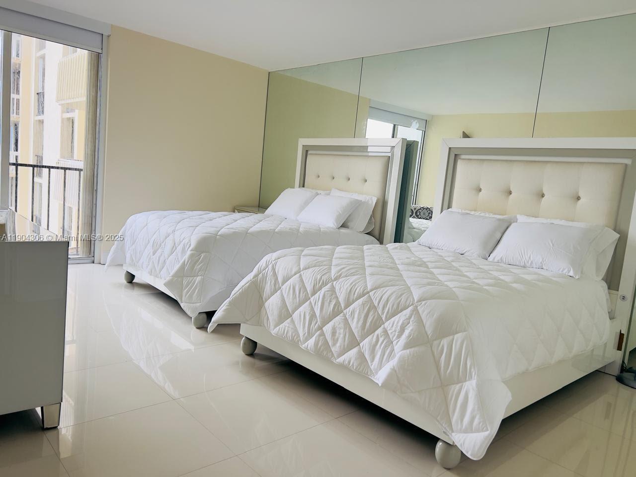 TURNBERRY TOWERS CONDO - Residential Lease