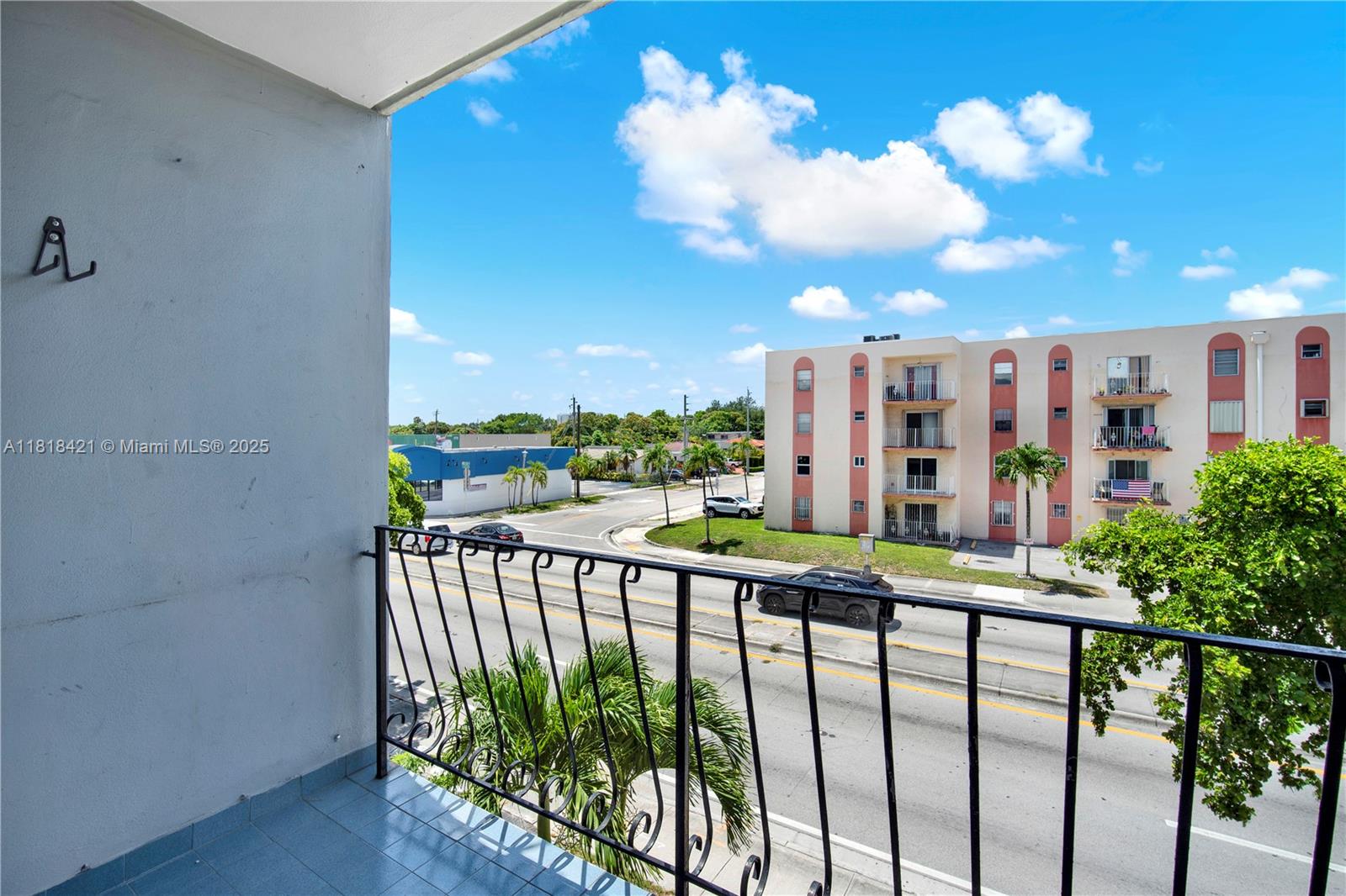 VALENCIA TERRACE CONDO - Residential