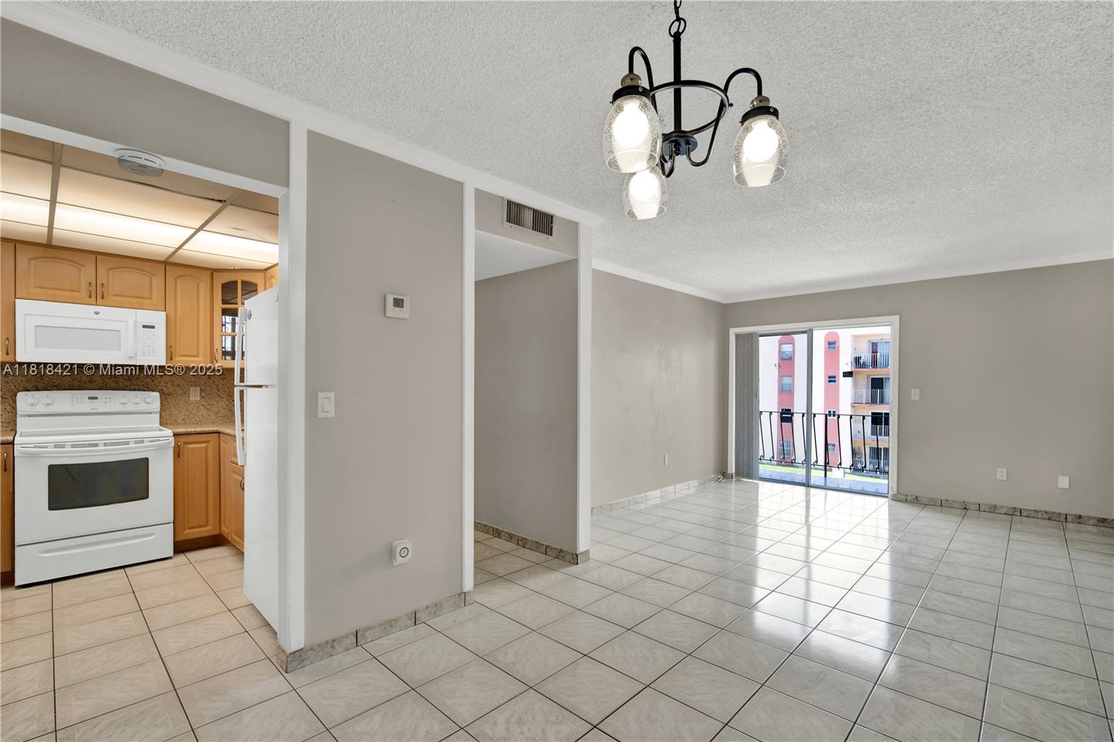 VALENCIA TERRACE CONDO - Residential