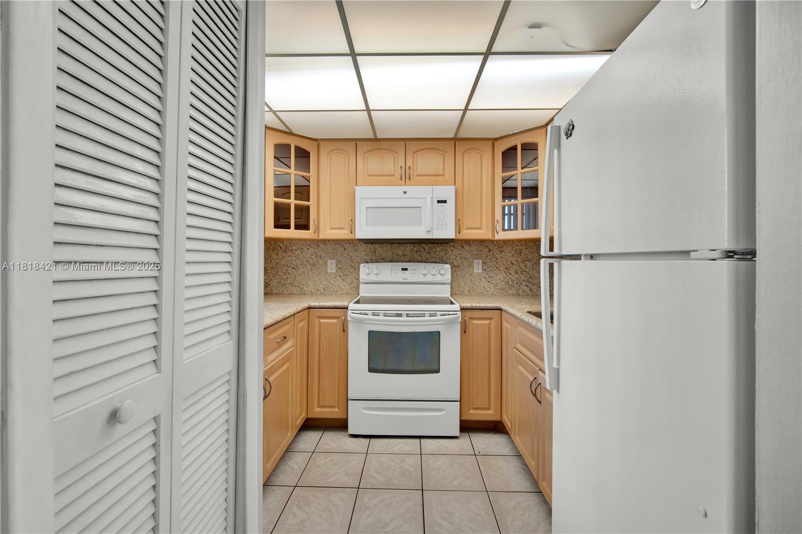 VALENCIA TERRACE CONDO - Residential