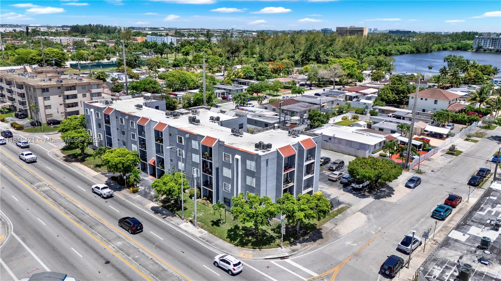 VALENCIA TERRACE CONDO - Residential