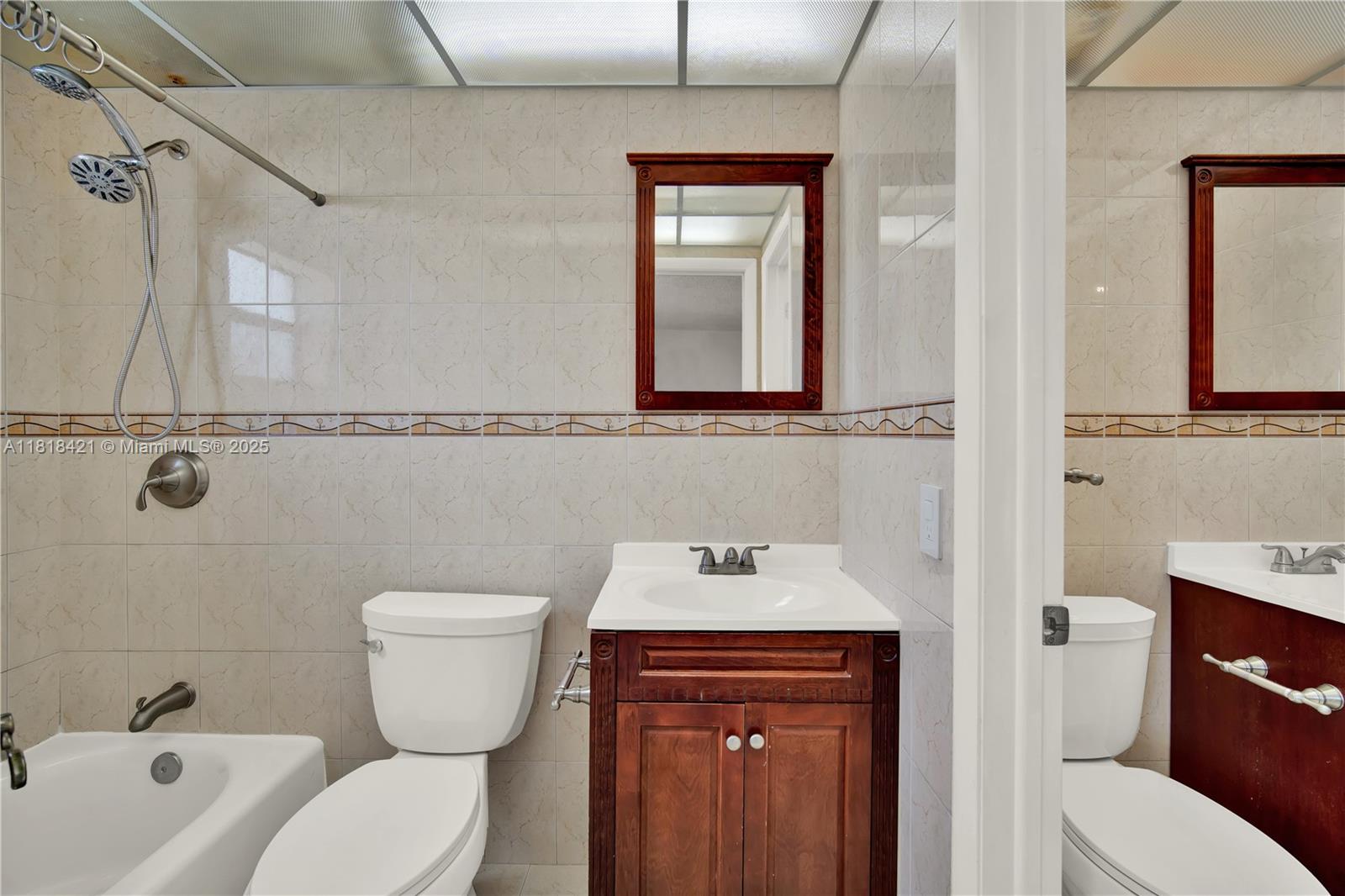 VALENCIA TERRACE CONDO - Residential