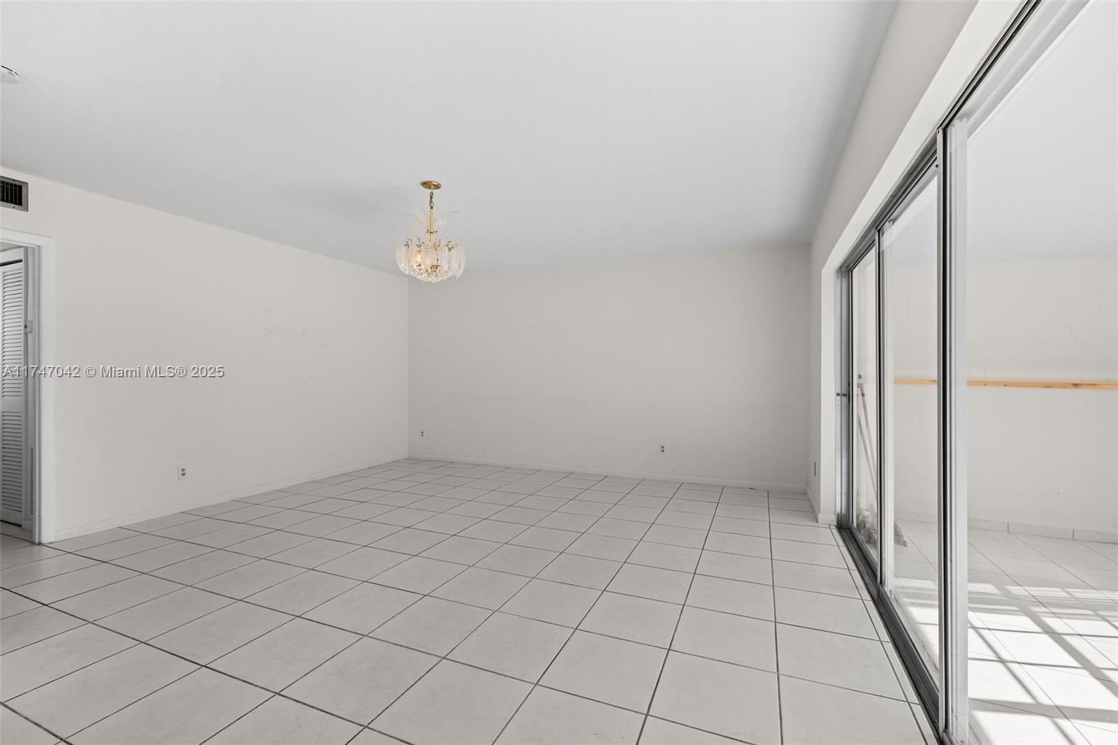 GREEN HILLS PARK WEST NO - Residential