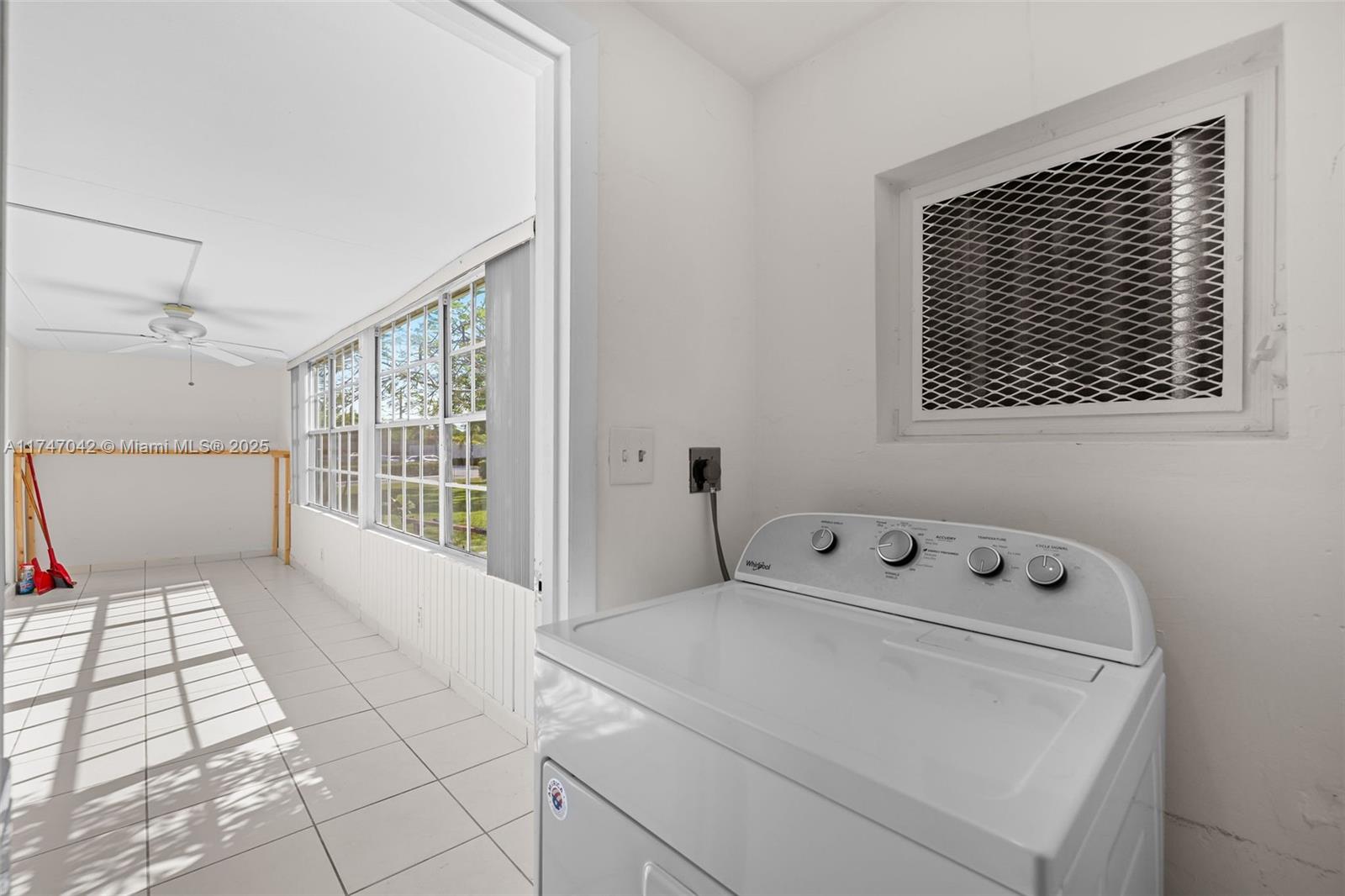 GREEN HILLS PARK WEST NO - Residential