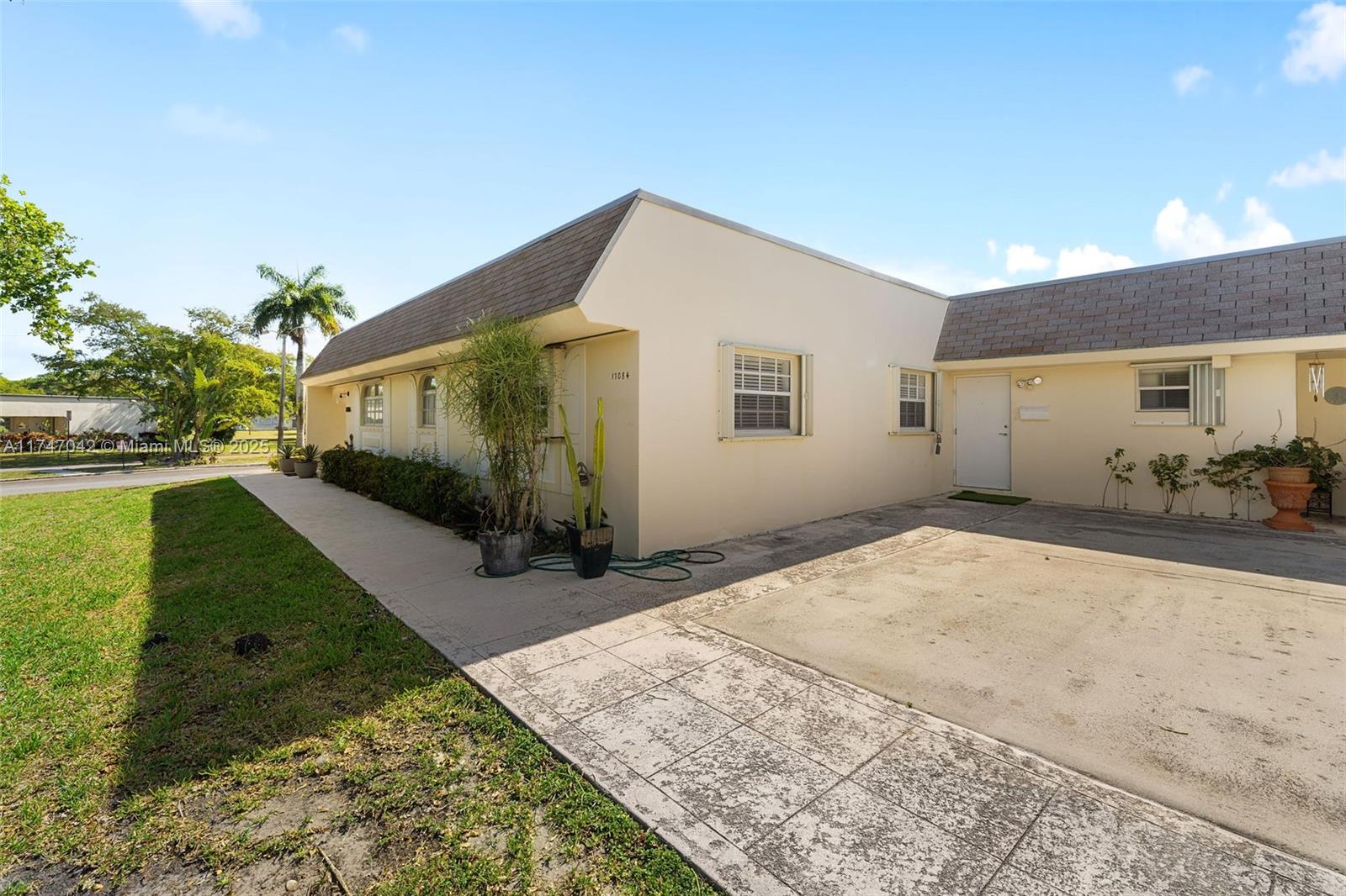 GREEN HILLS PARK WEST NO - Residential