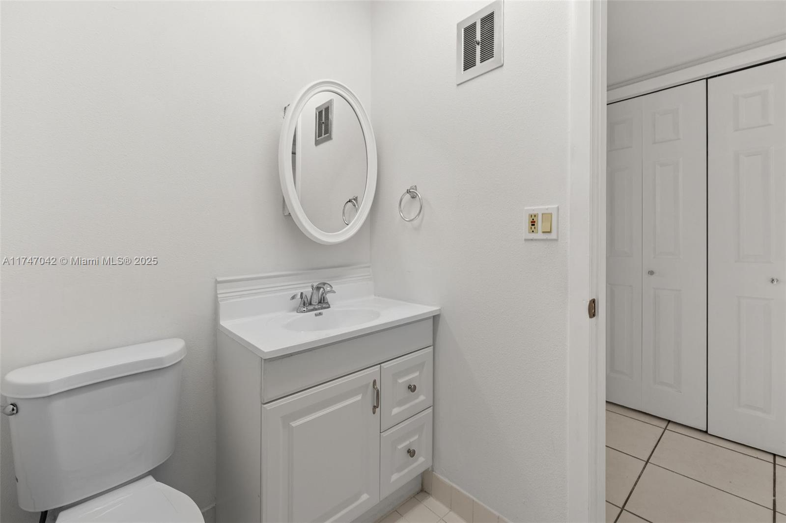 GREEN HILLS PARK WEST NO - Residential