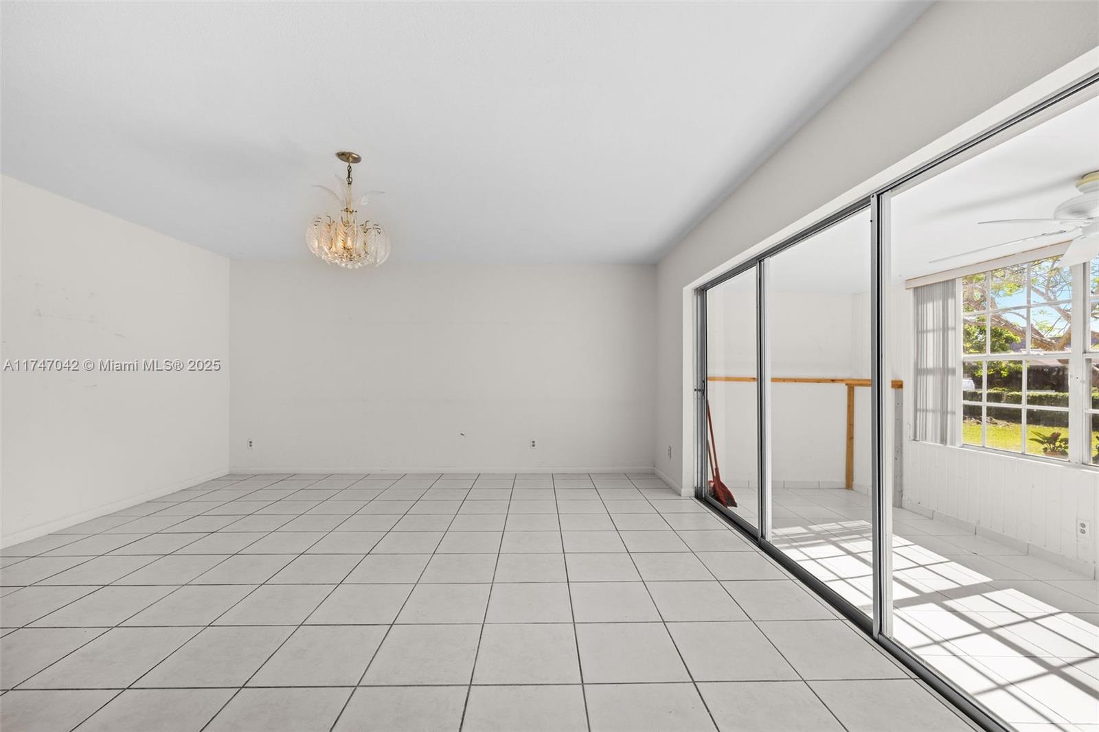 GREEN HILLS PARK WEST NO - Residential