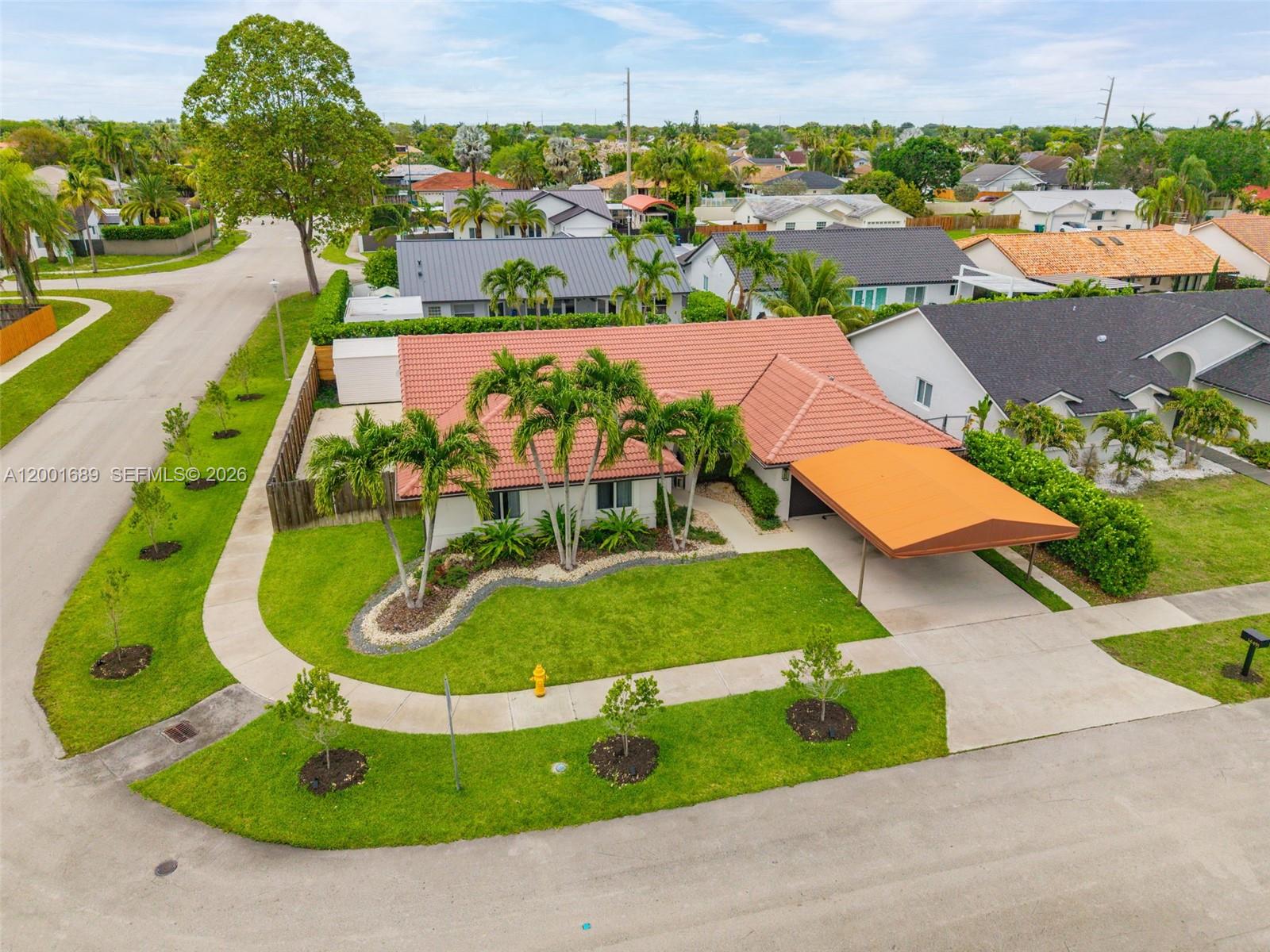 LIMEWOOD GROVE - Residential