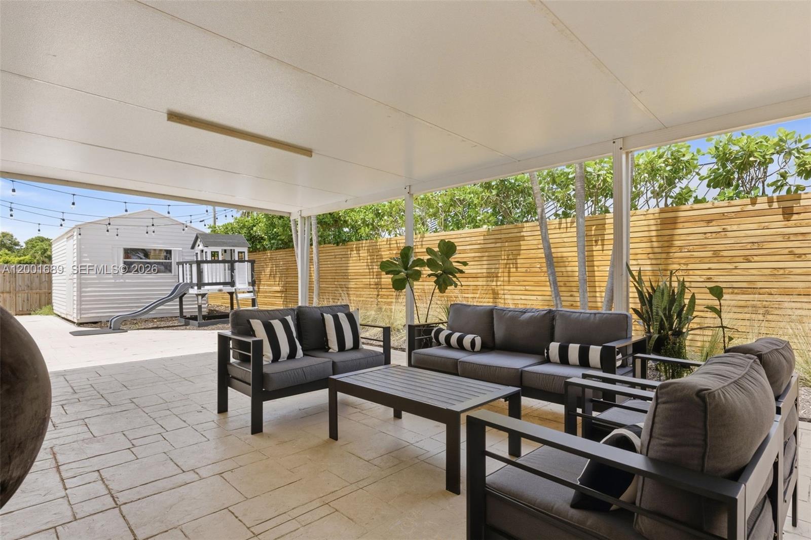 LIMEWOOD GROVE - Residential